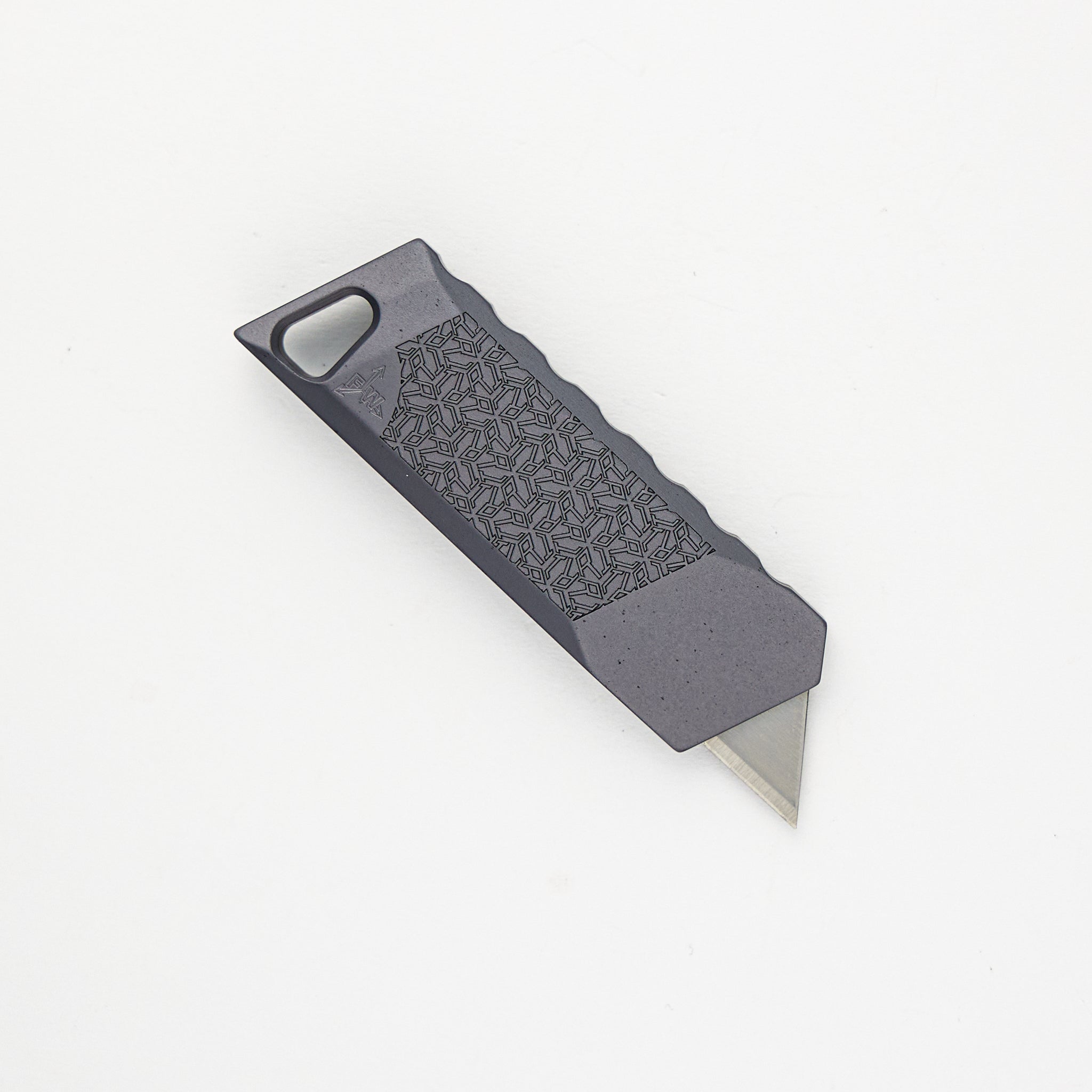 FocusWorks EDC Bob The Boxcutter – R1P – Aluminum – Grey