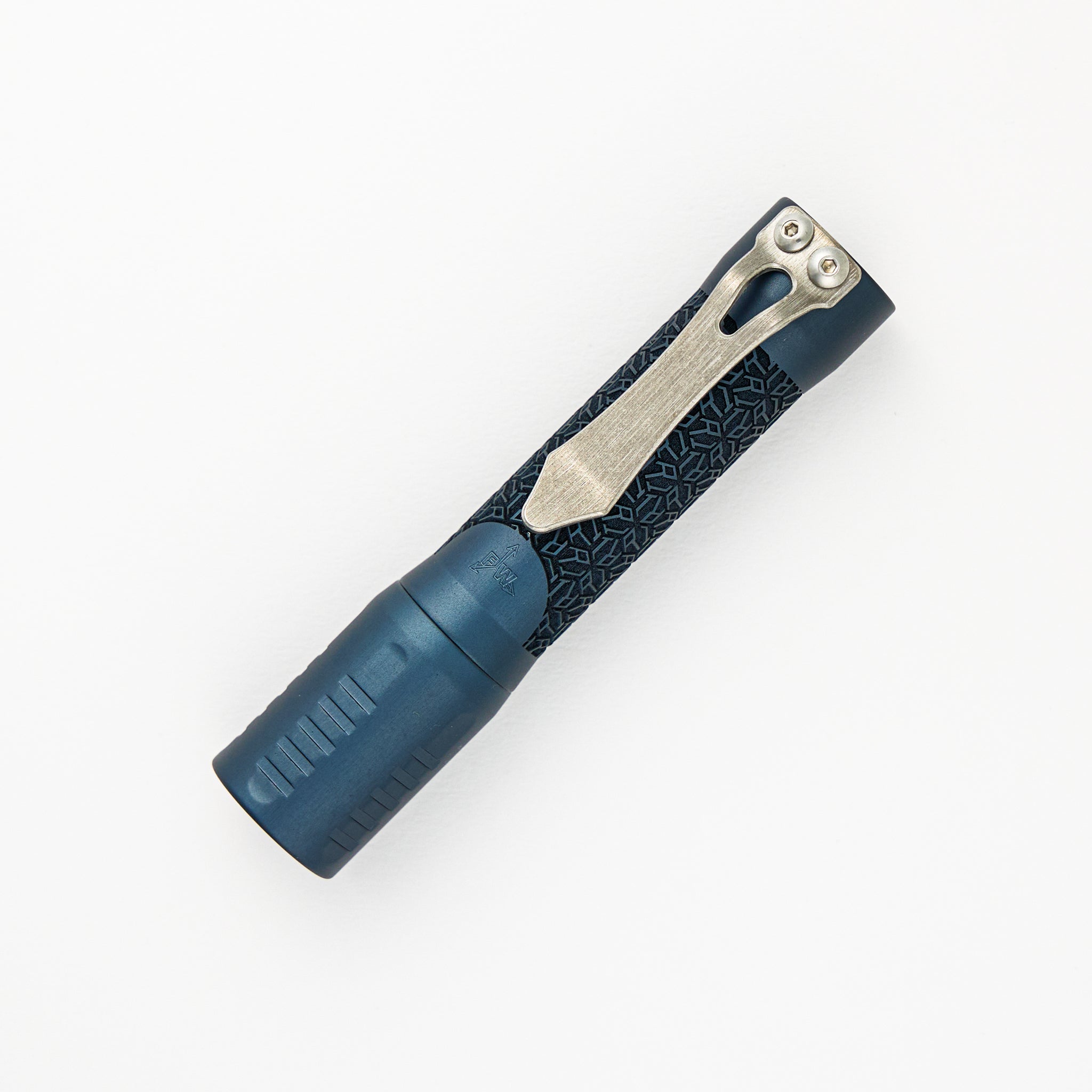 FocusWorks EDC F2 Flashlight – R1P – Aluminum – GunMetal Blue – 5000k Samsung LH351d