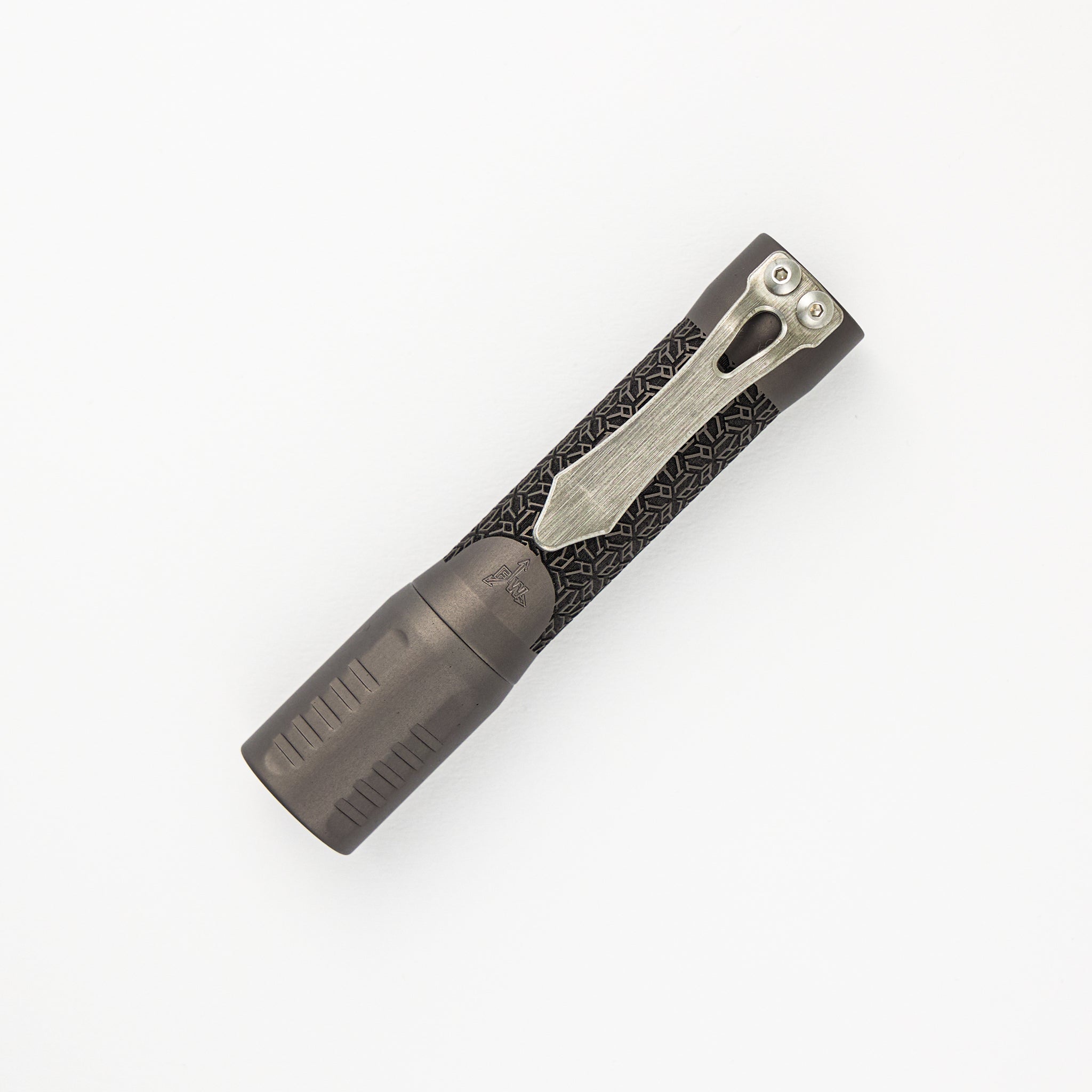 F2 Flashlight – R1P – Aluminum – Grey – 5000k Samsung LH351d