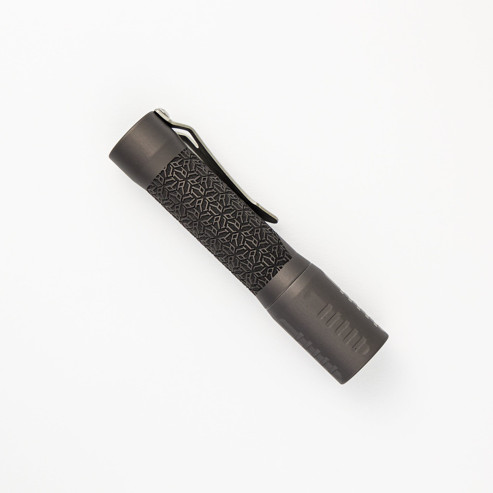 F2 Flashlight – R1P – Aluminum – Grey – 5000k Samsung LH351d