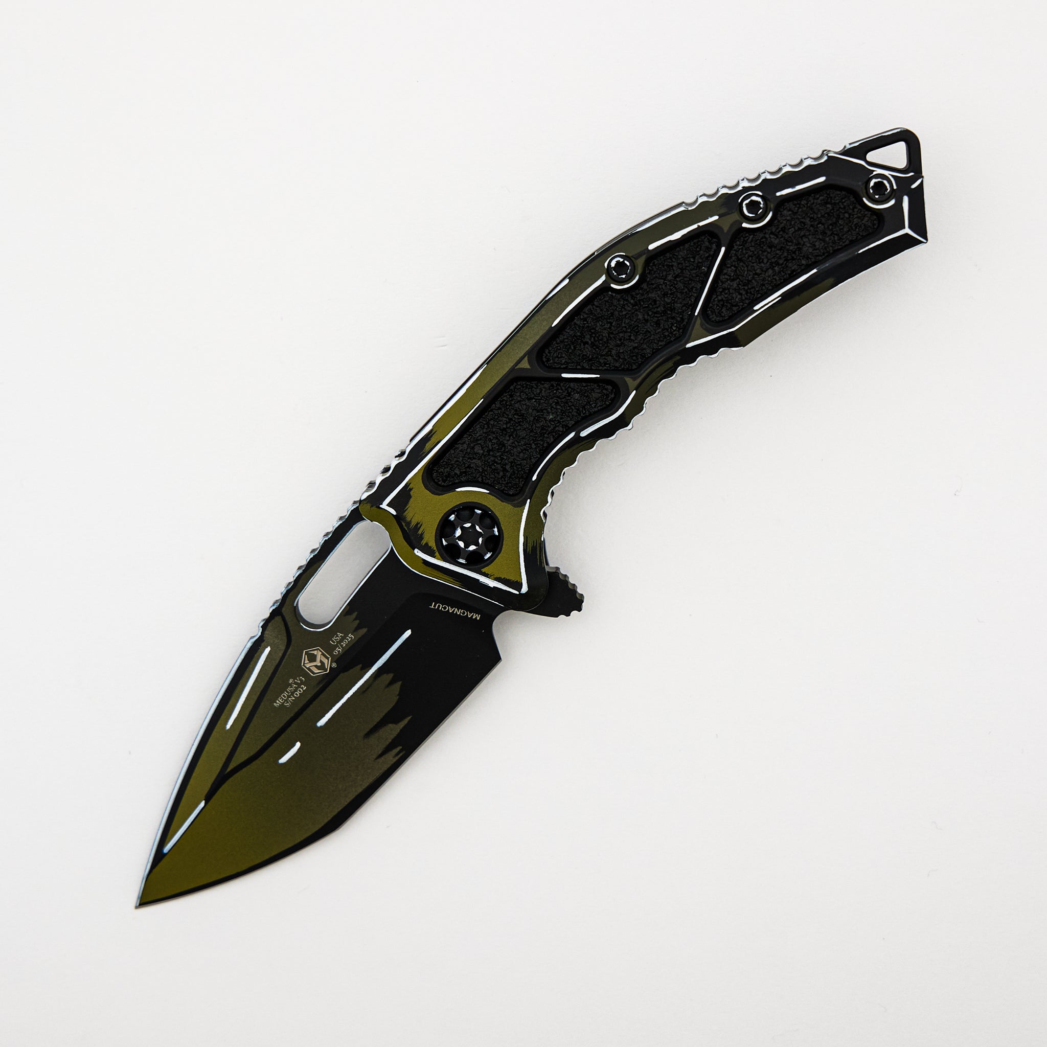 Medusa Manual - Tanto - OD Green - CEL Shading