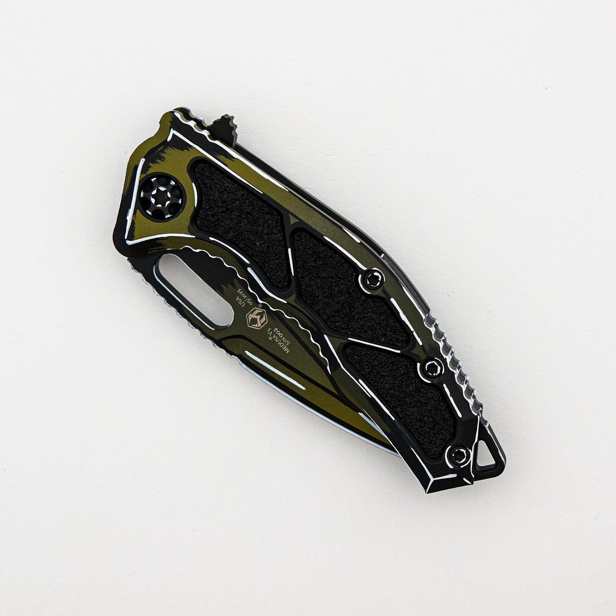 Medusa Manual - Tanto - OD Green - CEL Shading