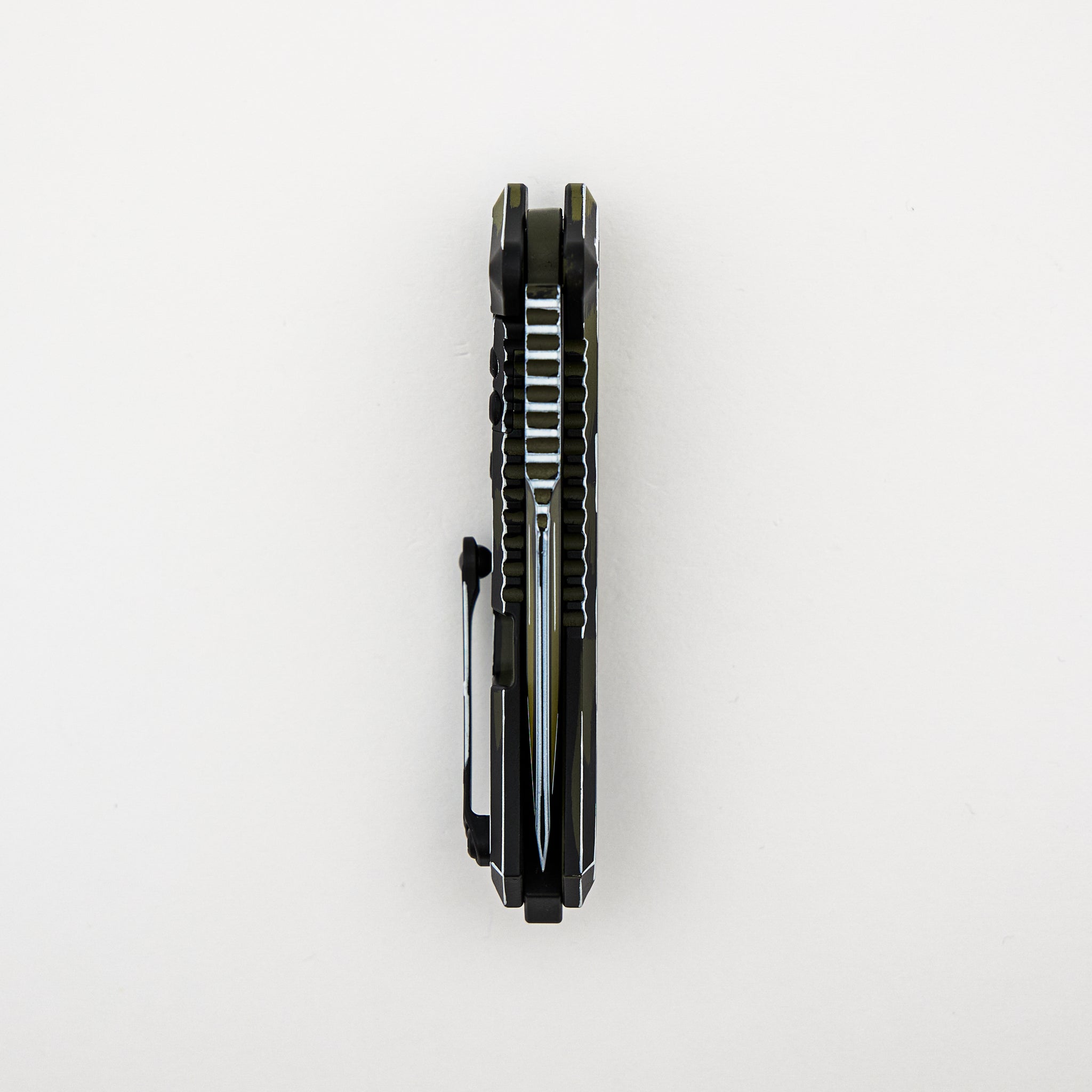 Medusa Manual - Tanto - OD Green - CEL Shading