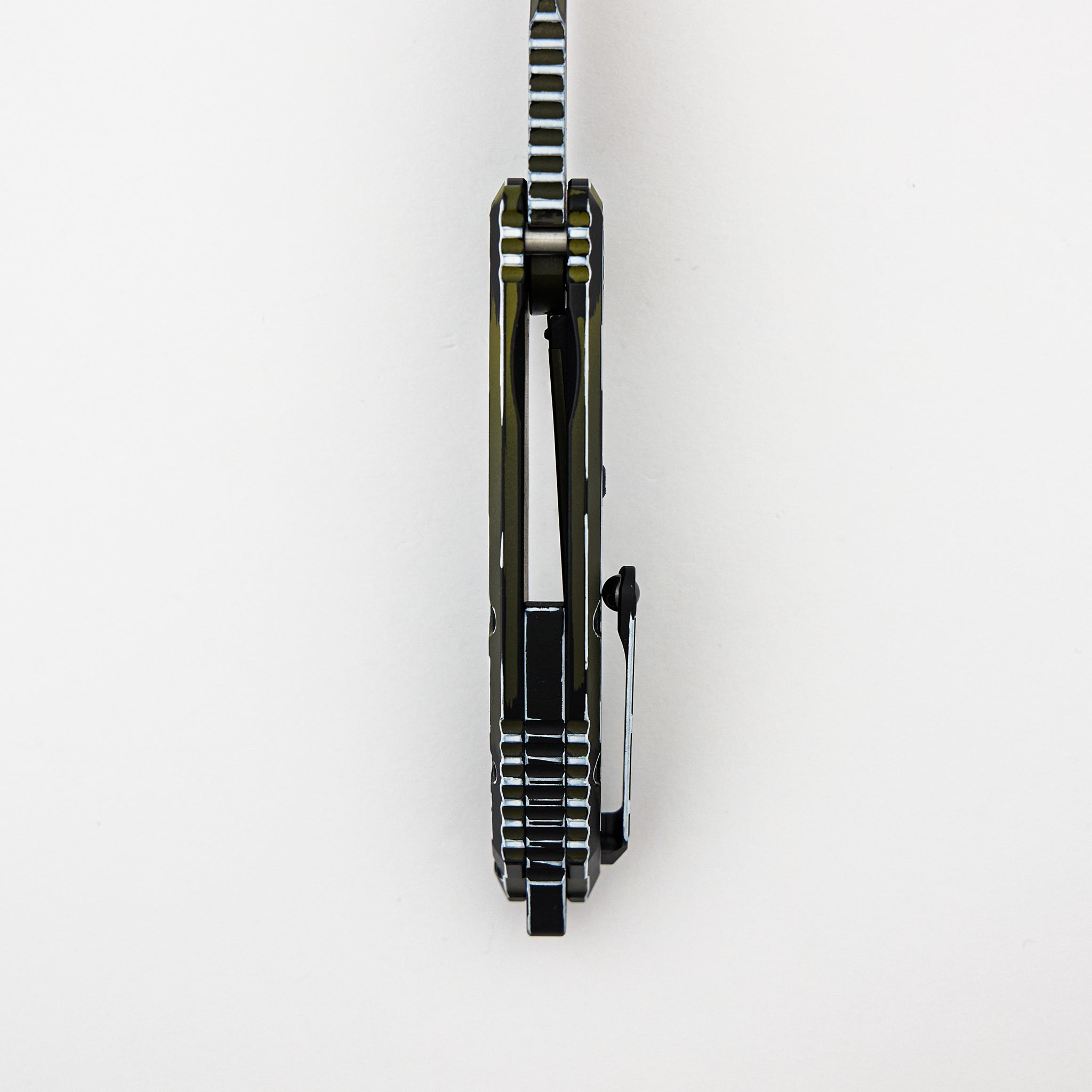 Medusa Manual - Tanto - OD Green - CEL Shading