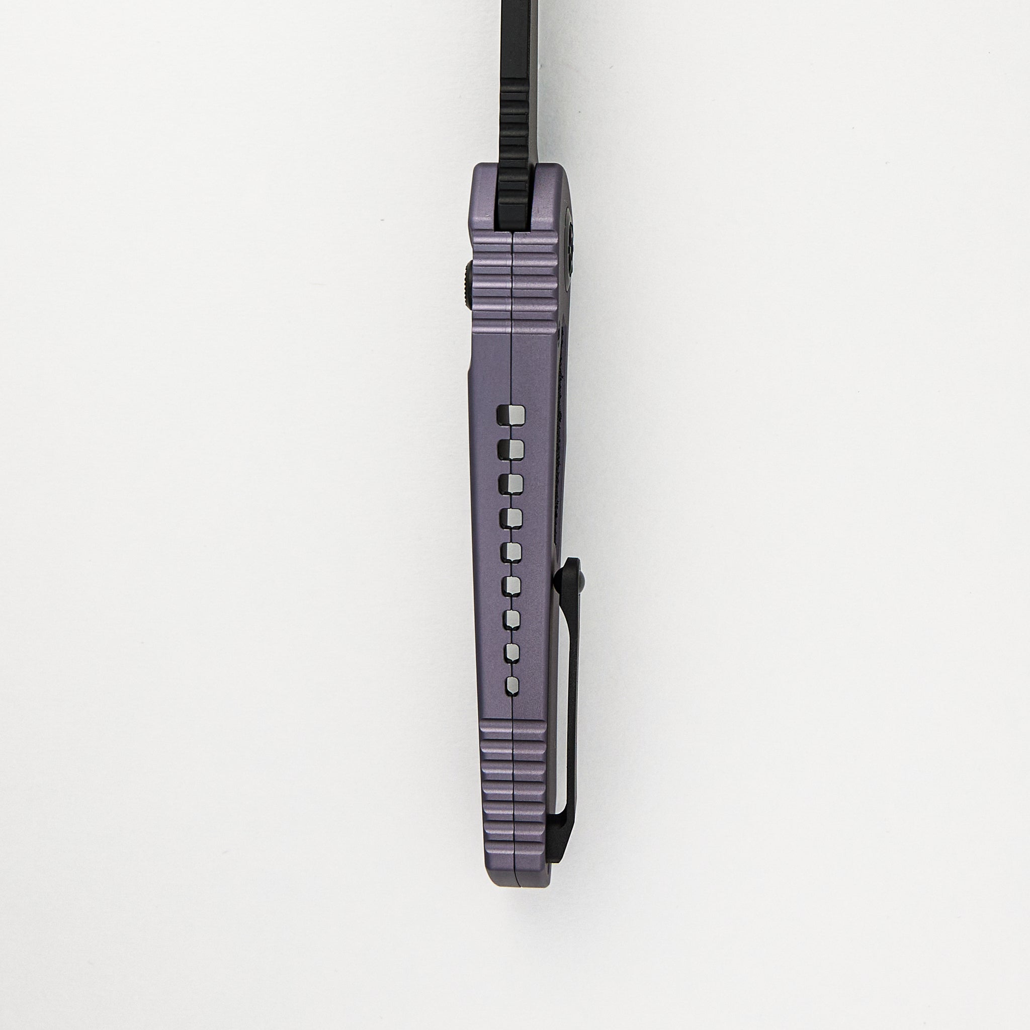 Pariah - Black Drop Point Gray