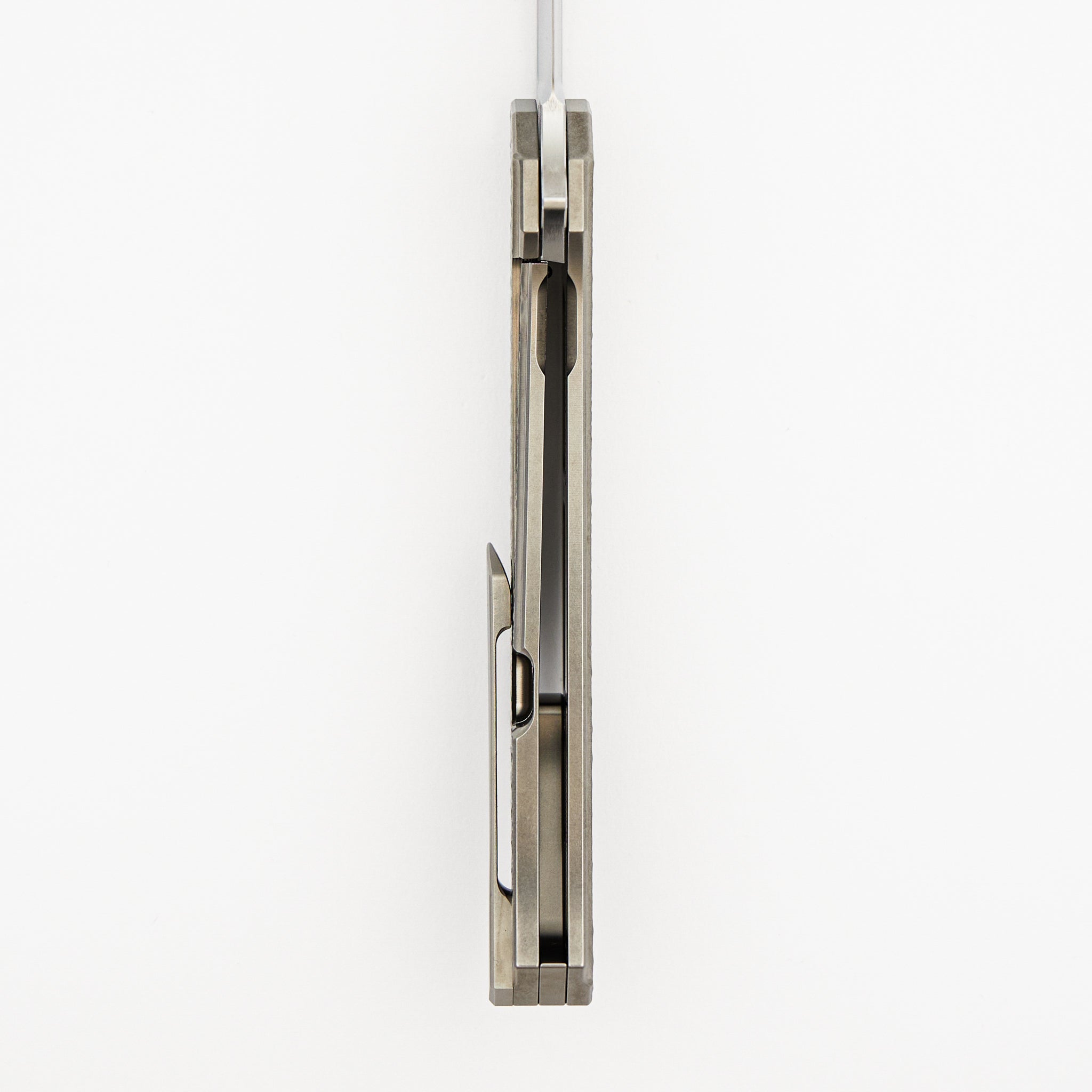 Veli - Titanium Handle W/ Fade Honeycomb - RWL-34 Blade