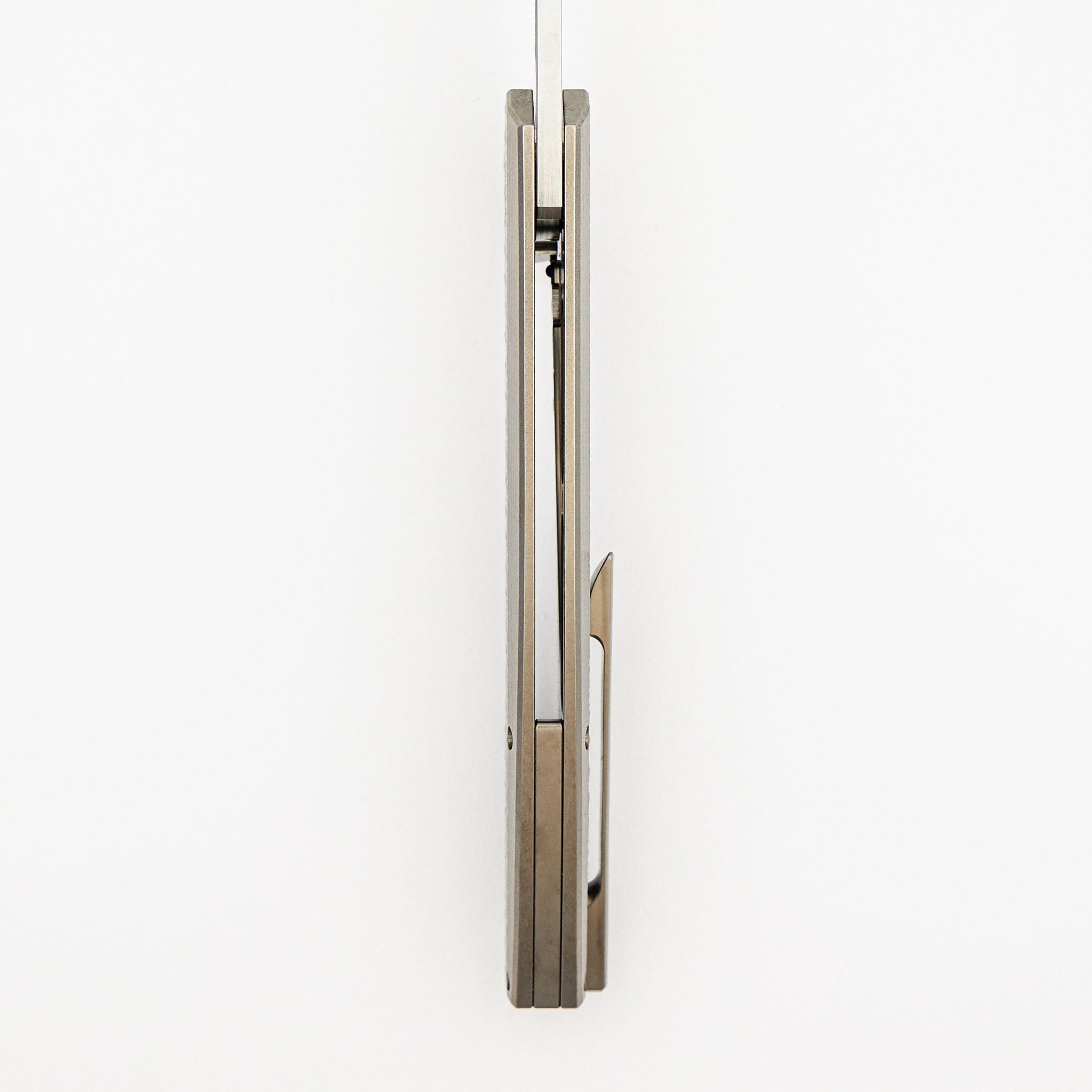 Veli - Titanium Handle W/ Fade Honeycomb - RWL-34 Blade