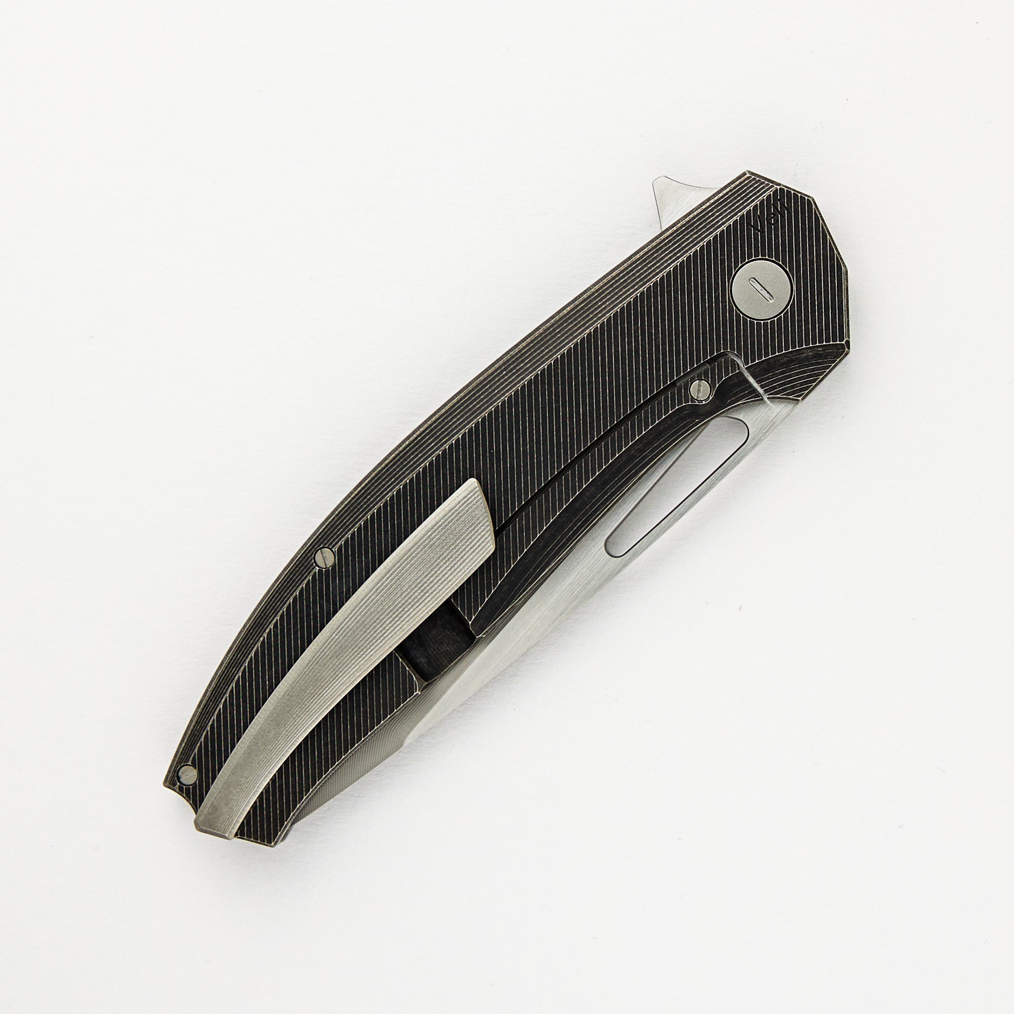 Veli – Dark Stonewashed Textured Titanium Handle – RWL-34 Blade – Blasted Titanium Hardware