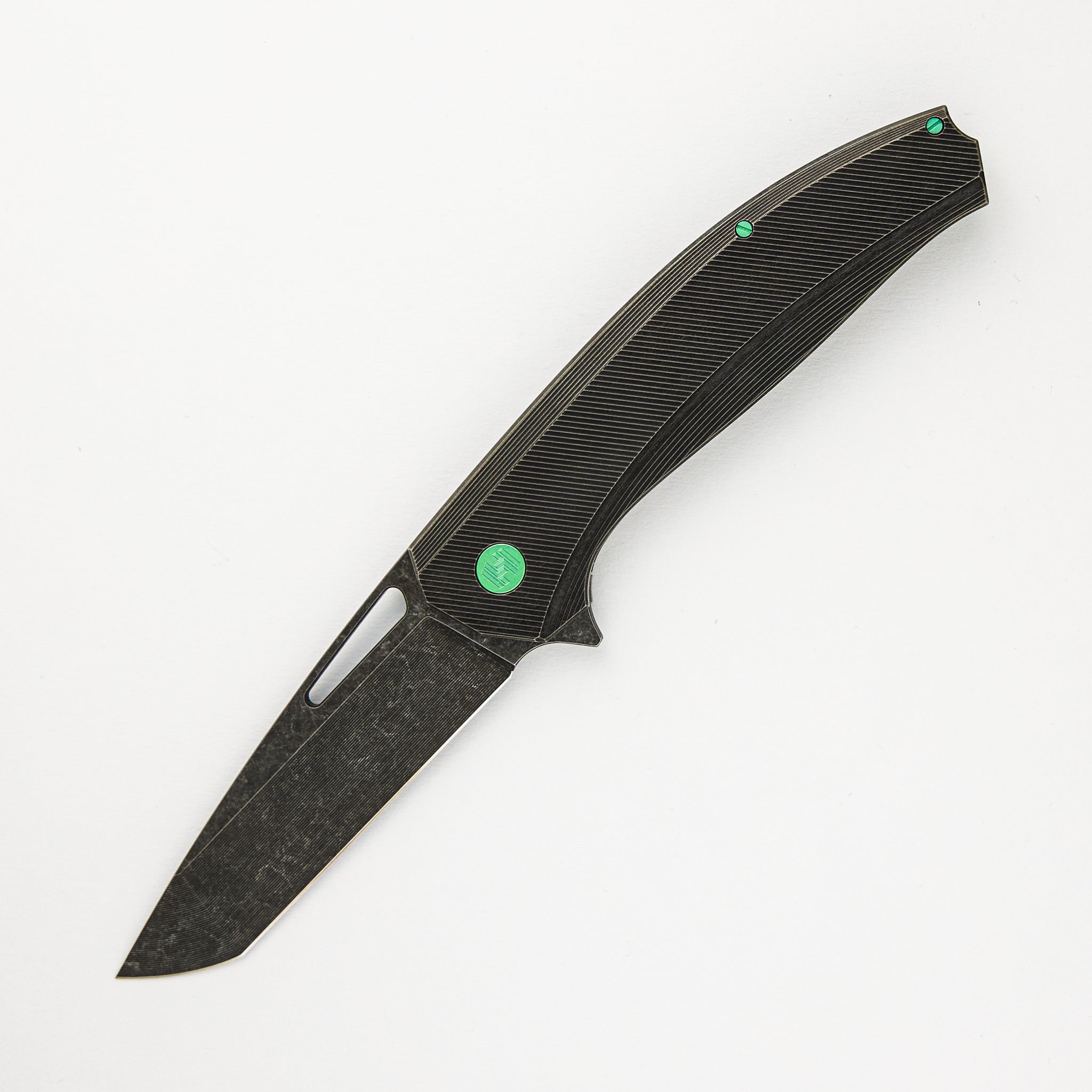 Veli – Dark Stonewashed Textured Titanium Handle – RWL-34 Blade – Green Titanium Hardware