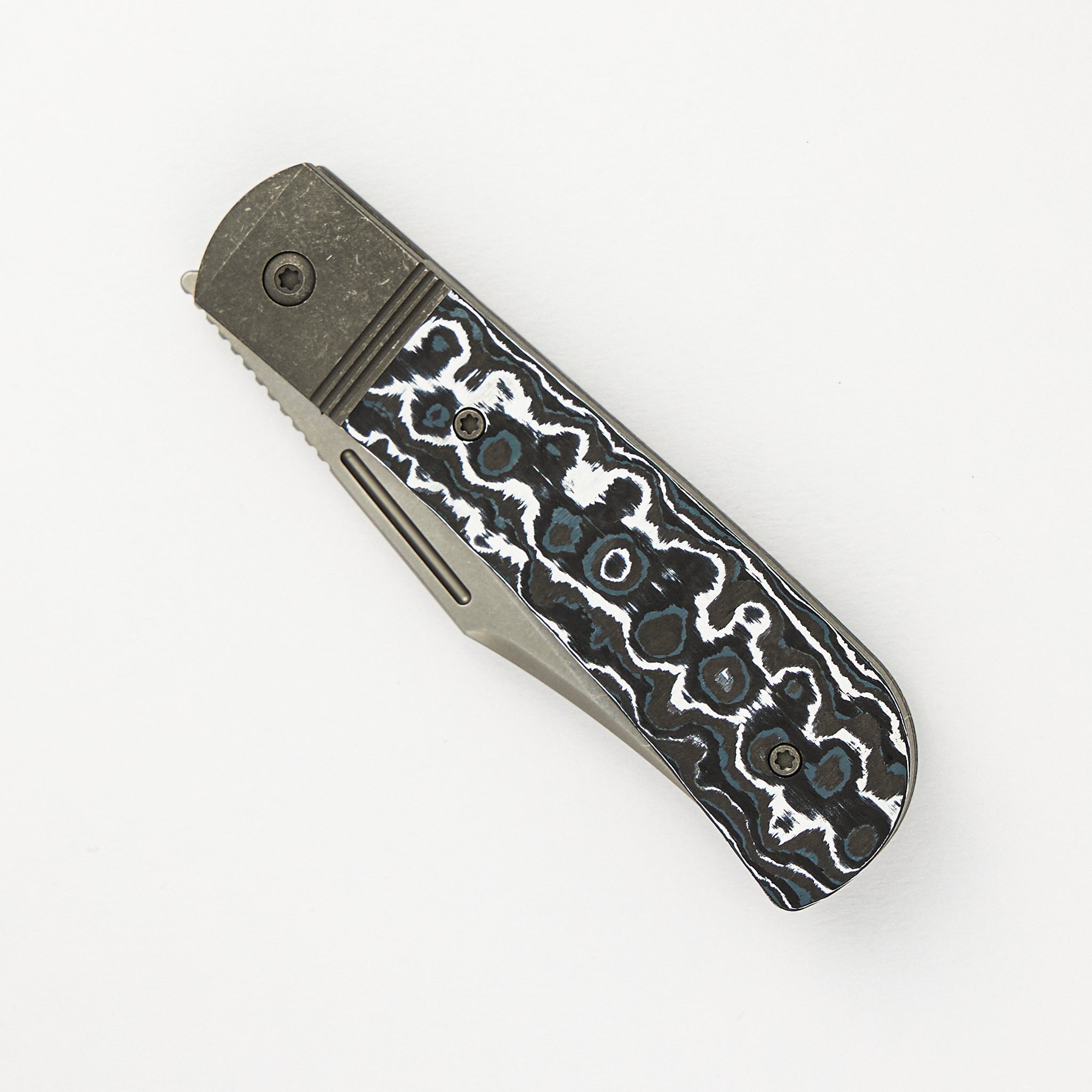 The Benny - White Storm Fat Carbon Handle - Stonewash Lannys Clip Blade