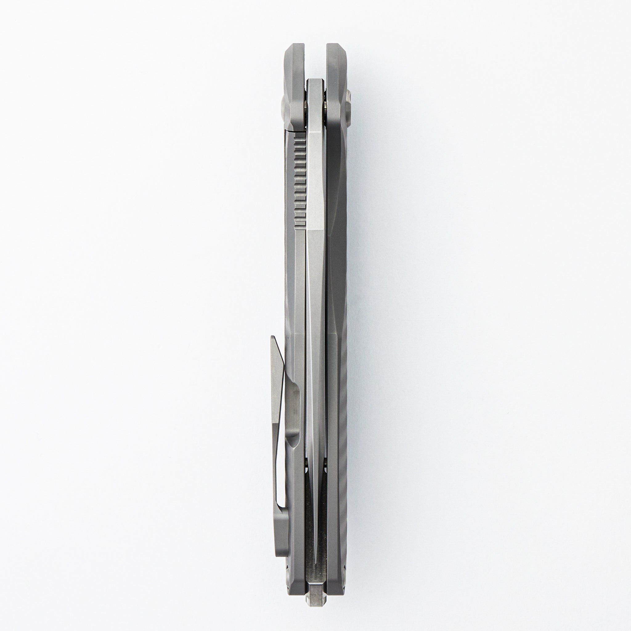 Arius - Plexa Titanium Handle - Silver Hardware - Burnished w/ Polished Flats M390 Blade