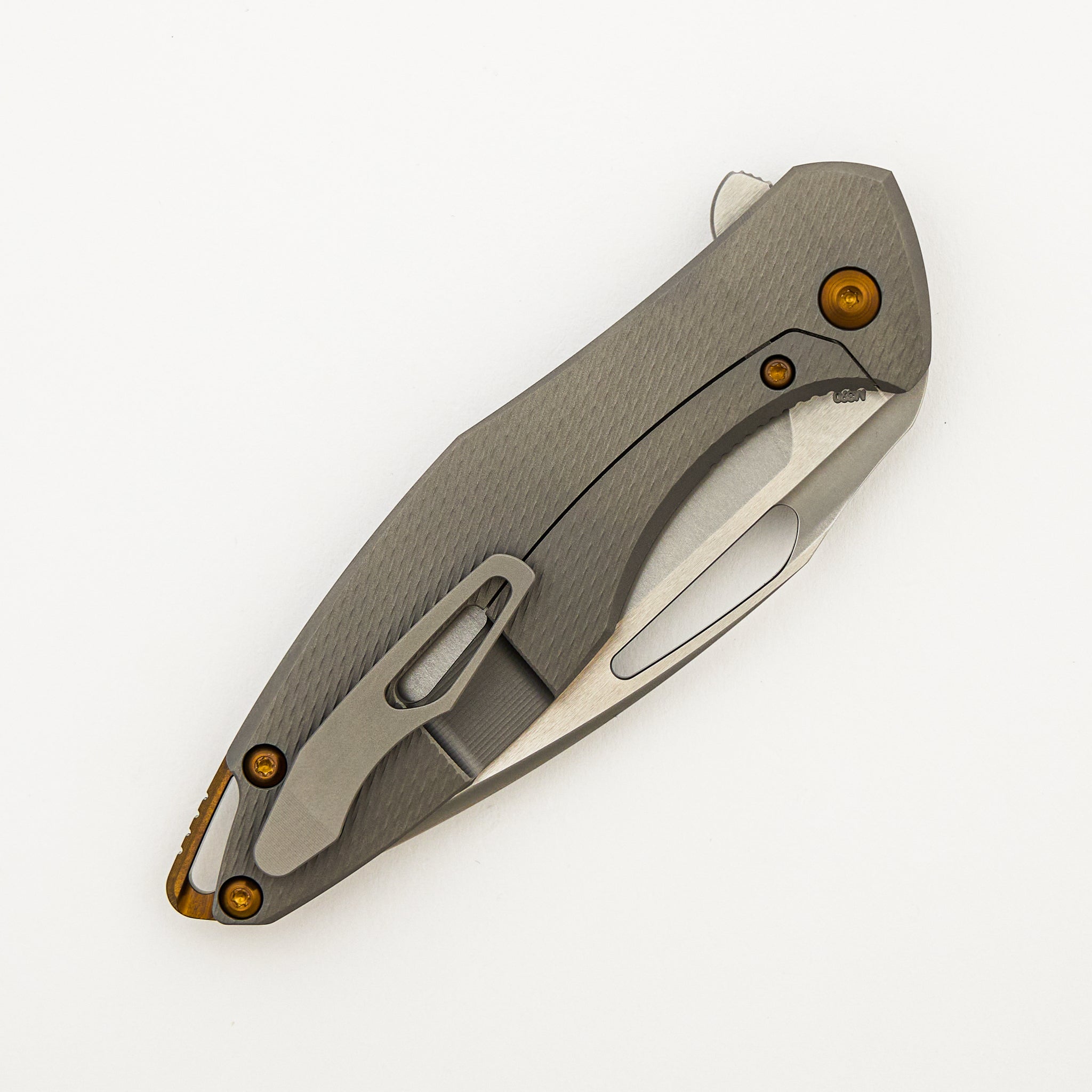 Arius - Corda Titanium Handle - Bronze Hardware - Burnished W/ Polished Flats M390 Blade
