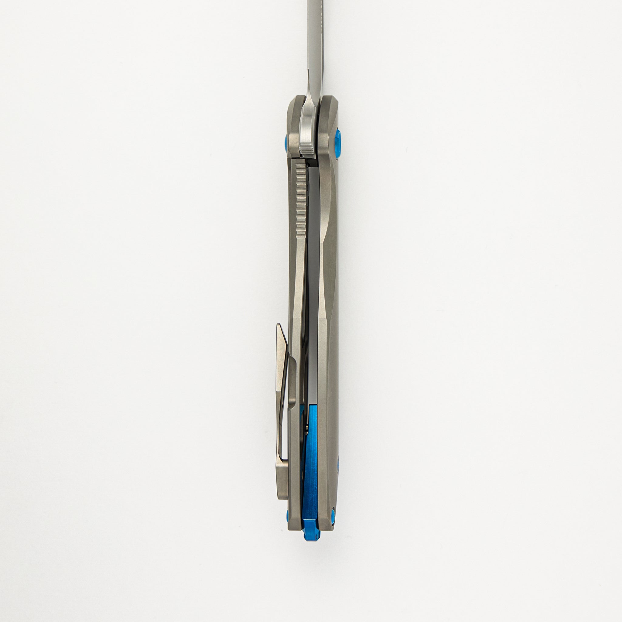 Arius - Pinstripe Titanium Handle - Blue Hardware - Burnished W/ Polished Flats M390 Blade