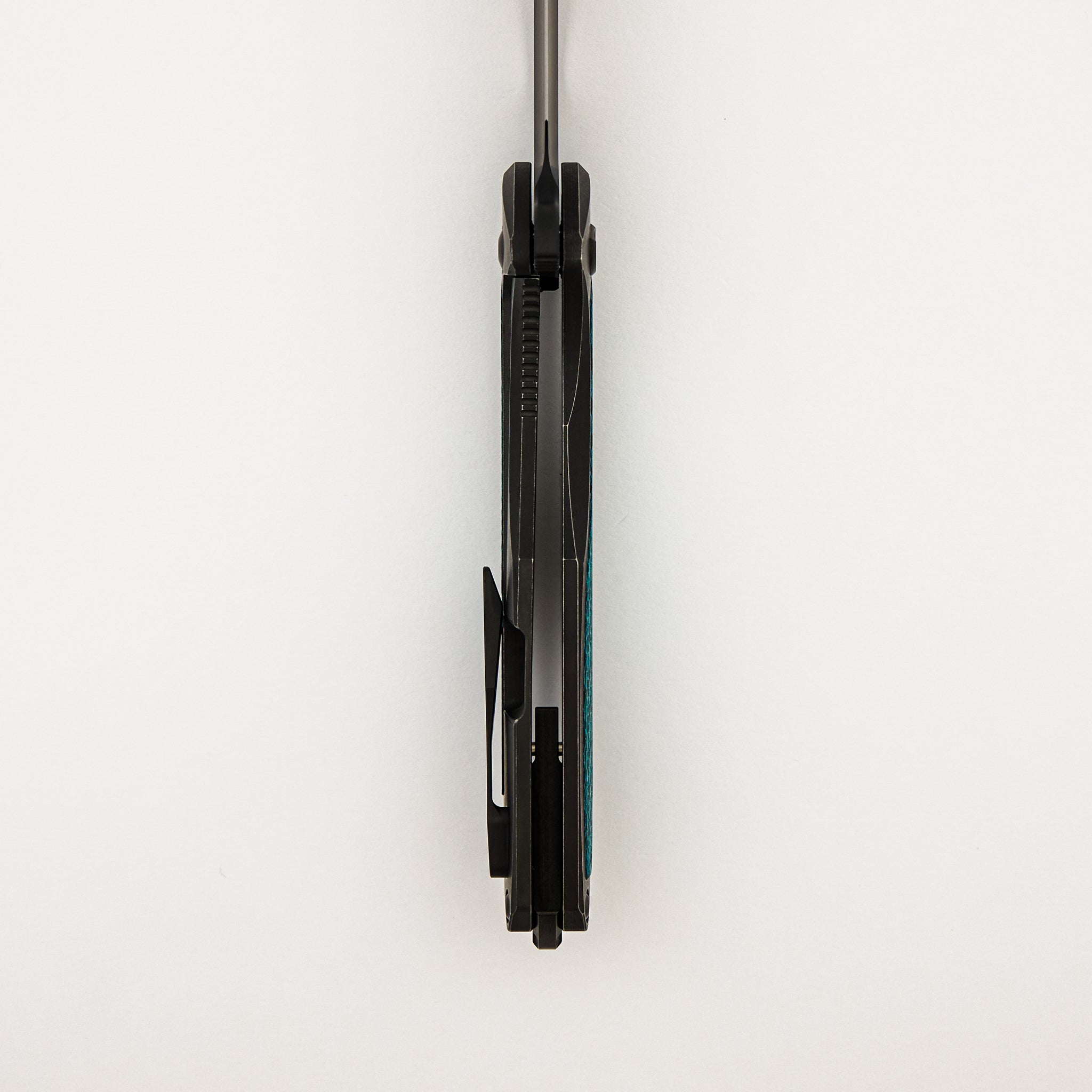 Arius - Smooth Black Titanium Handle - Aqua Teal Twill Inlay - Black Hardware - Matte DLC M390 Blade