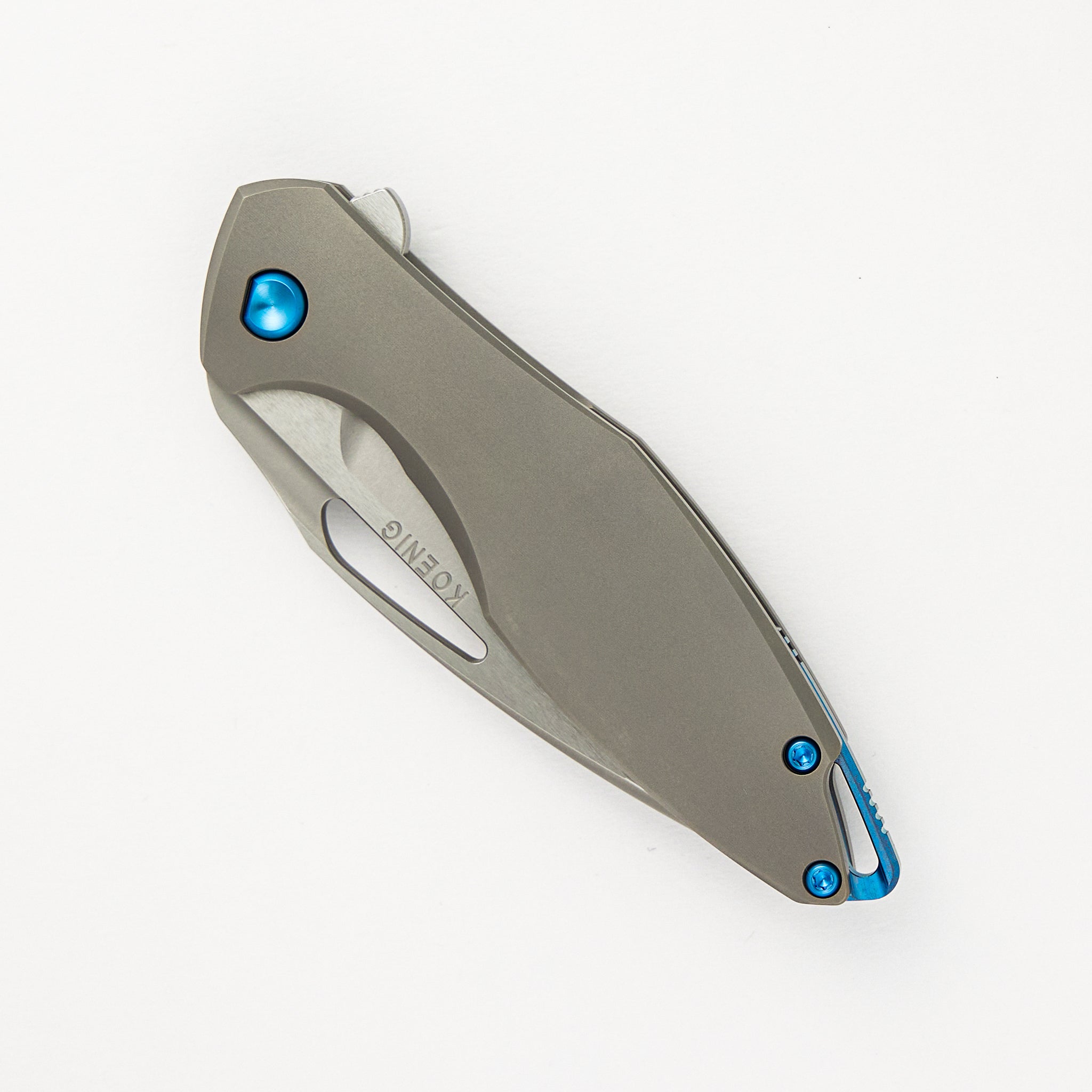 Mini Arius - Smooth Titanium Handle - Blue Hardware - Burnished W/ Polished Flats M390 Blade
