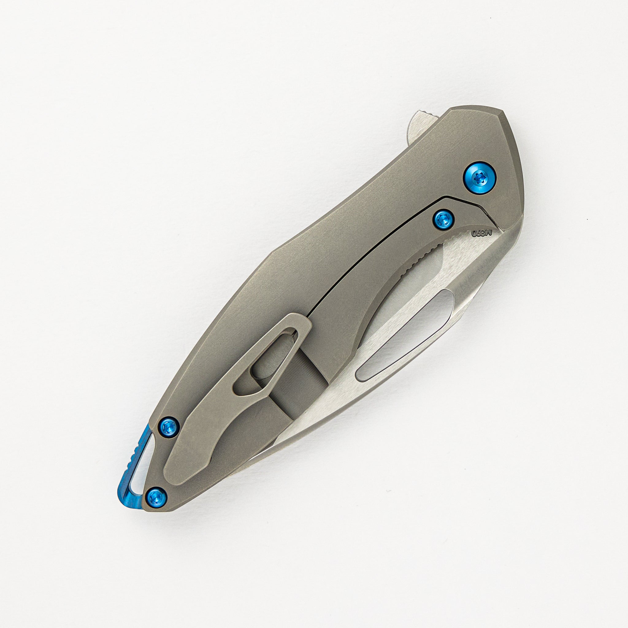 Mini Arius - Smooth Titanium Handle - Blue Hardware - Burnished W/ Polished Flats M390 Blade