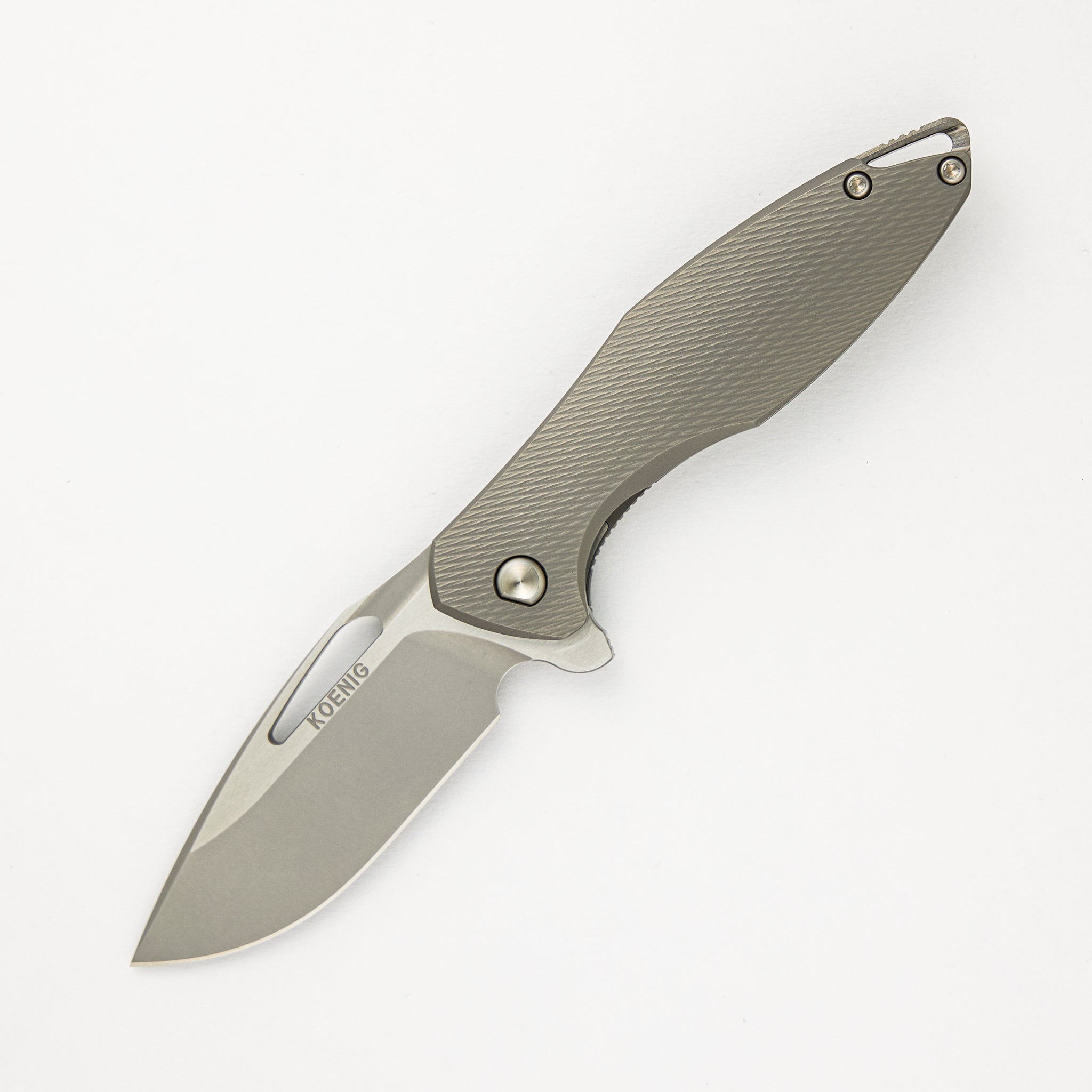 Mini Arius - Corda Titanium Handle - Silver Hardware - Burnished W/ Polished Flats M390 Blade