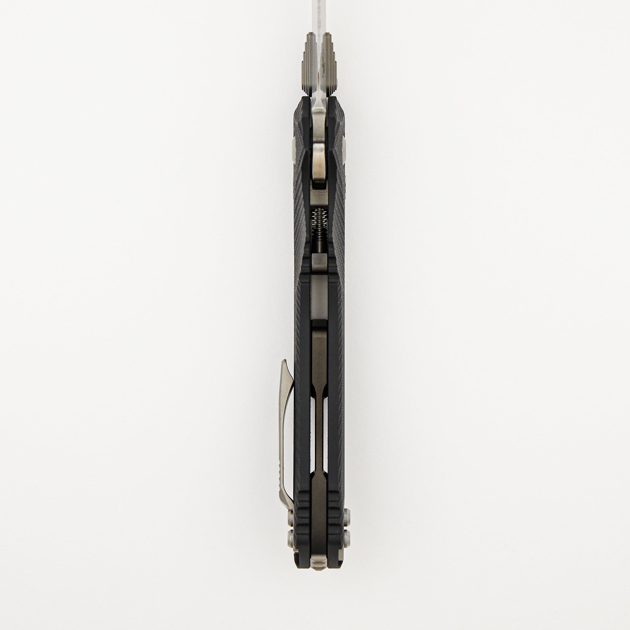 Amphibian - RAM-LOK S/E Stonewash Partial Serrated Fluted Black G10 137RL-11FLGTBK
