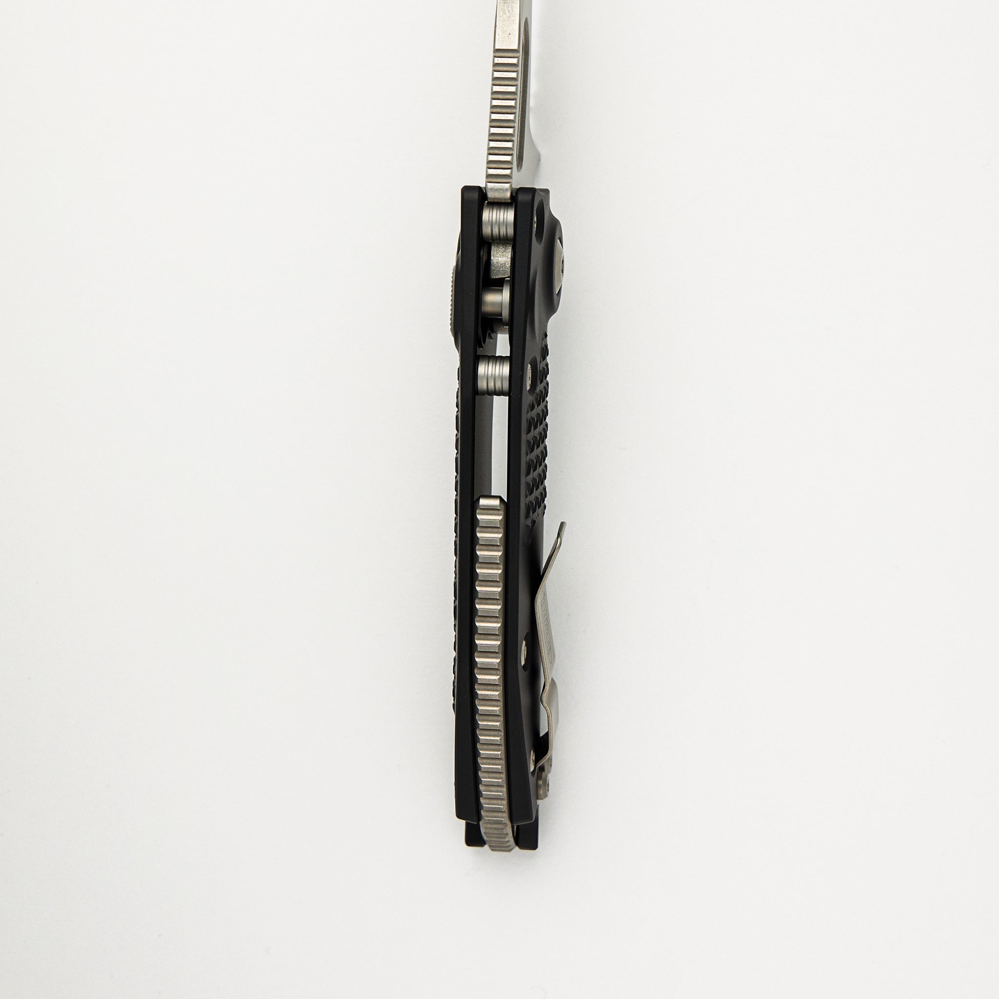 Stitch - A S/E Stonewash Full Serrated 169-12 (Borka Blades Design)