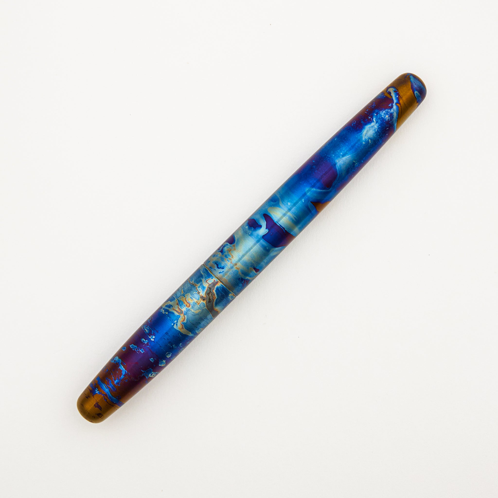 Chonk Fountain Pen - Titanium - Fade Flamed