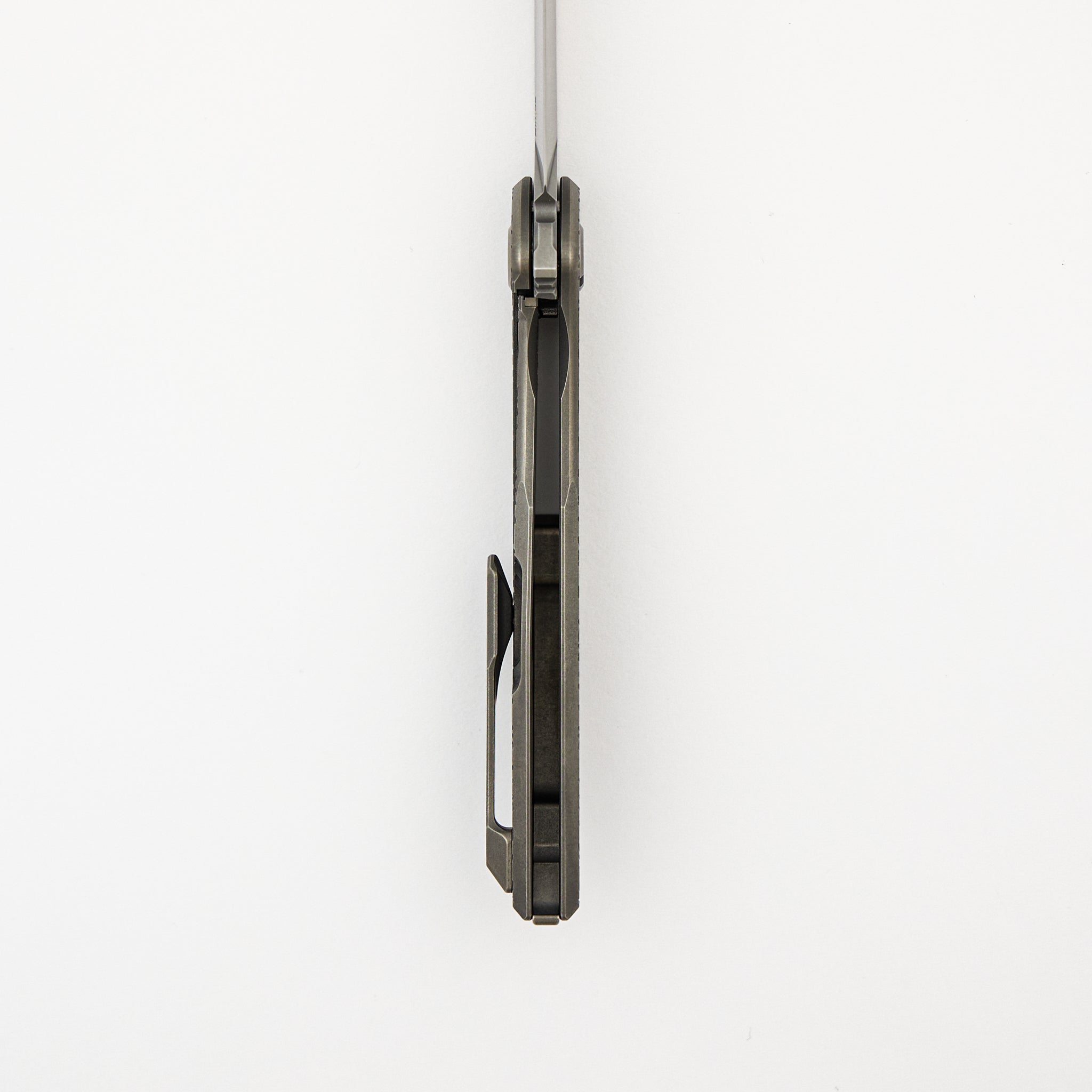 NeOn R1P - Titanium Handle - Elmax Blade - MRBS