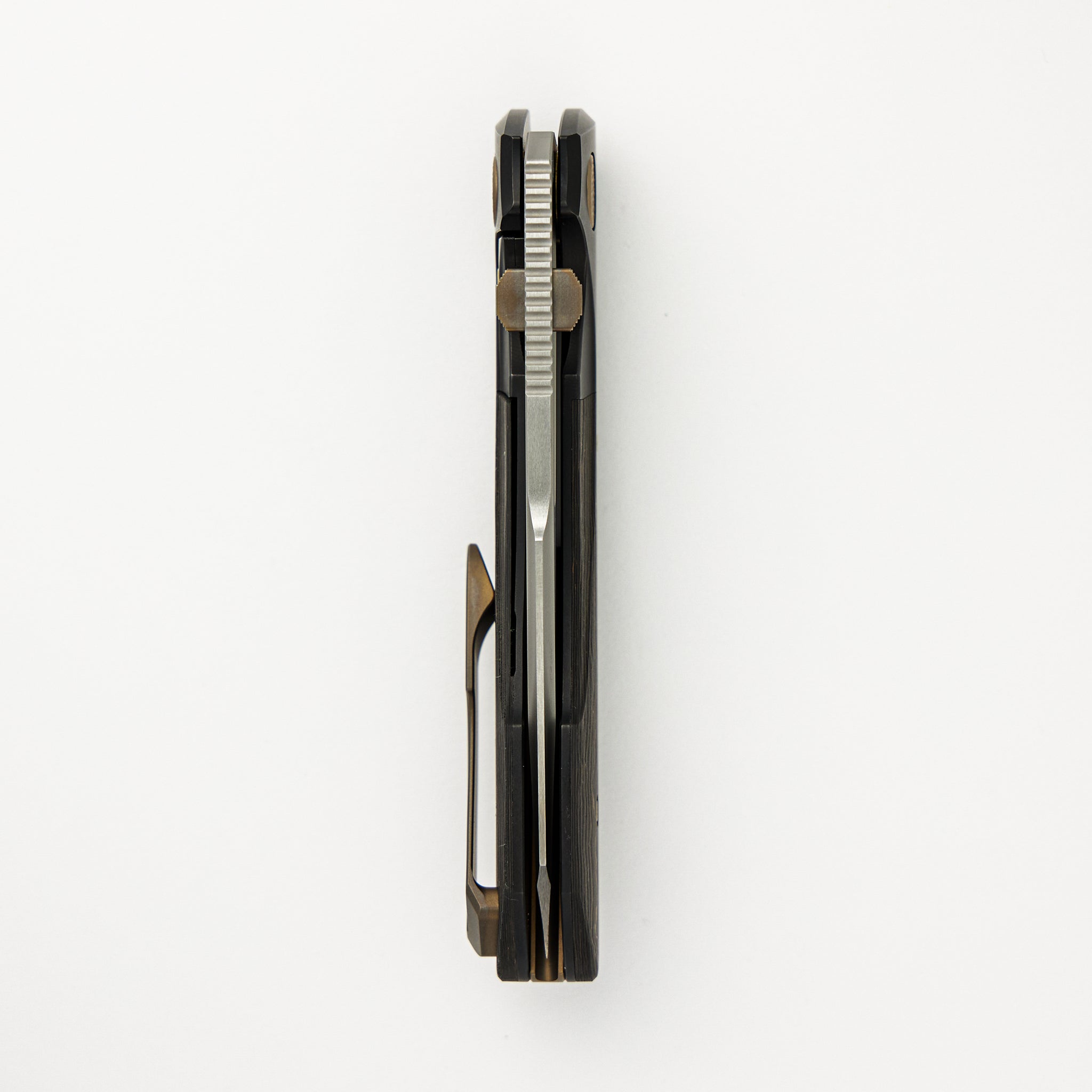 Voodoo - Black PVD/Light Stonewash Ti/Gold Camo Carbon Fiber Handle - Belt Satin M390 Blade