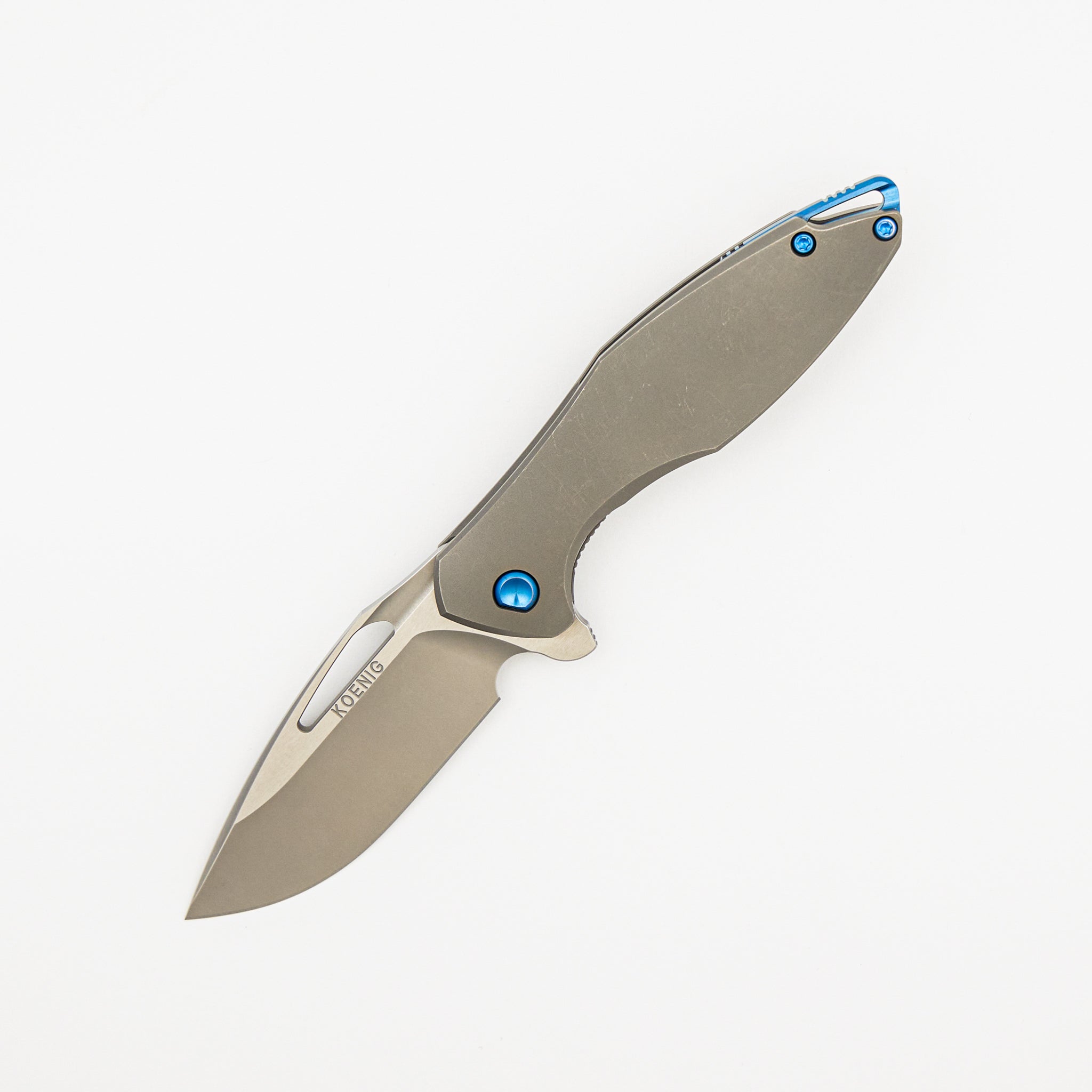 Mini Arius - Smooth Titanium Handle - Blue Hardware - Burnished W/ Polished Flats M390 Blade