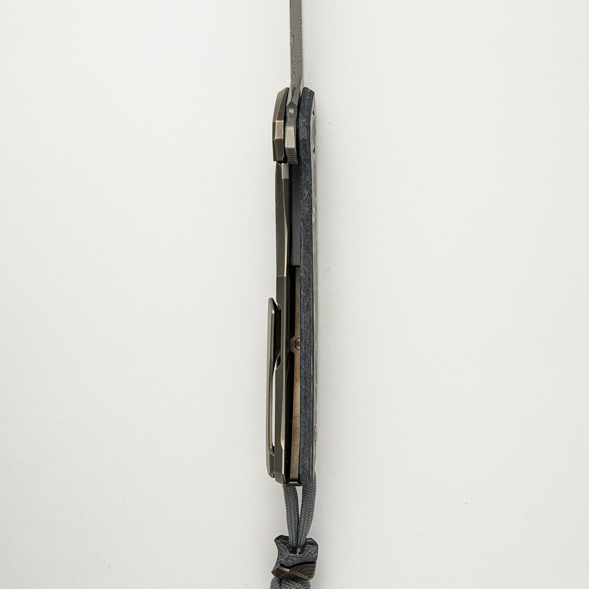 Quantium WKM - Titanium/White CarboTi Handle - ZDI-E Blade - MRBS