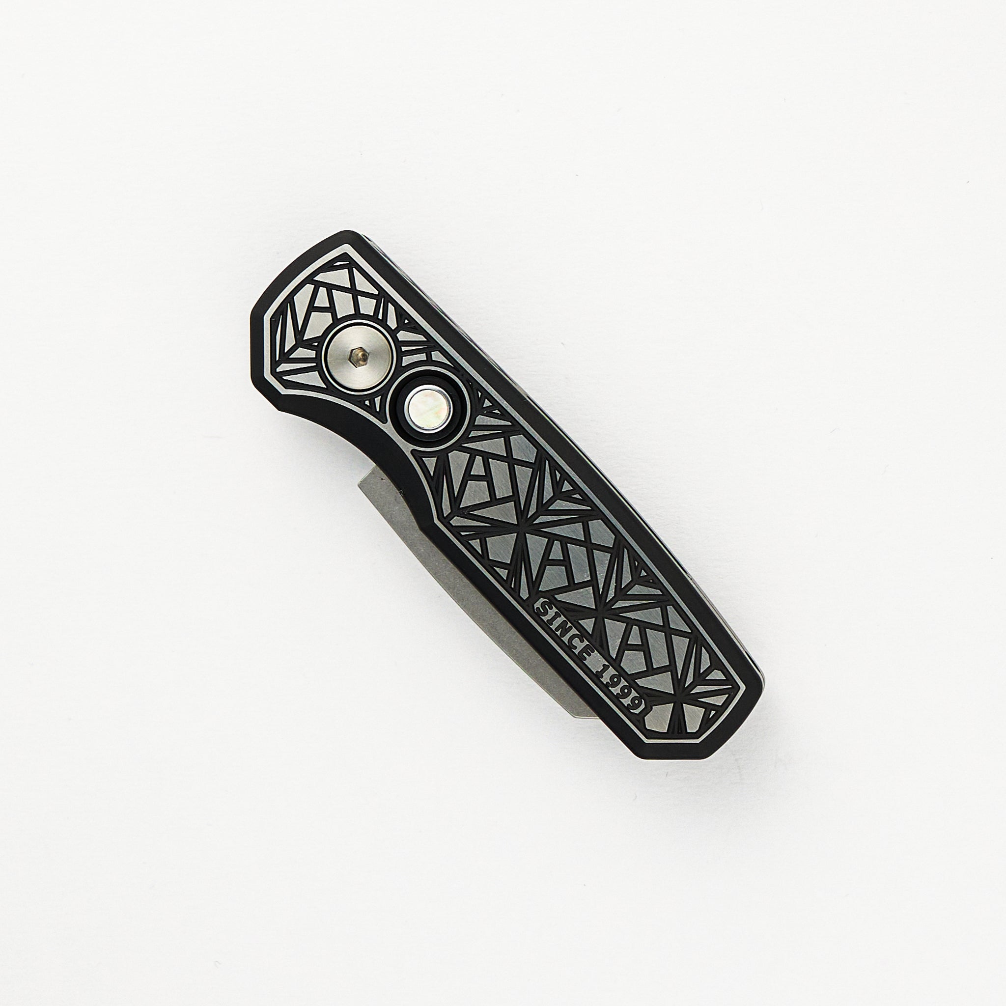 Runt 5 - Custom 004 "Since 1999" 2-Tone Nexus Handle, Black Lip Pearl Button, Stonewash Reverse Tanto MagnaCut Blade