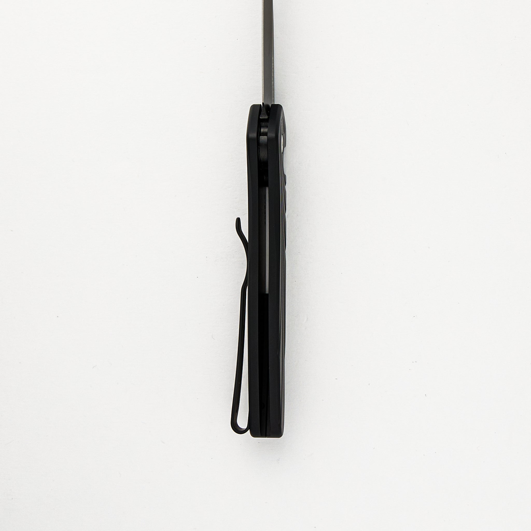 Newport – Black Aluminum Handle W/ 3D Wave – Black S35VN Blade - MOP Button 3437