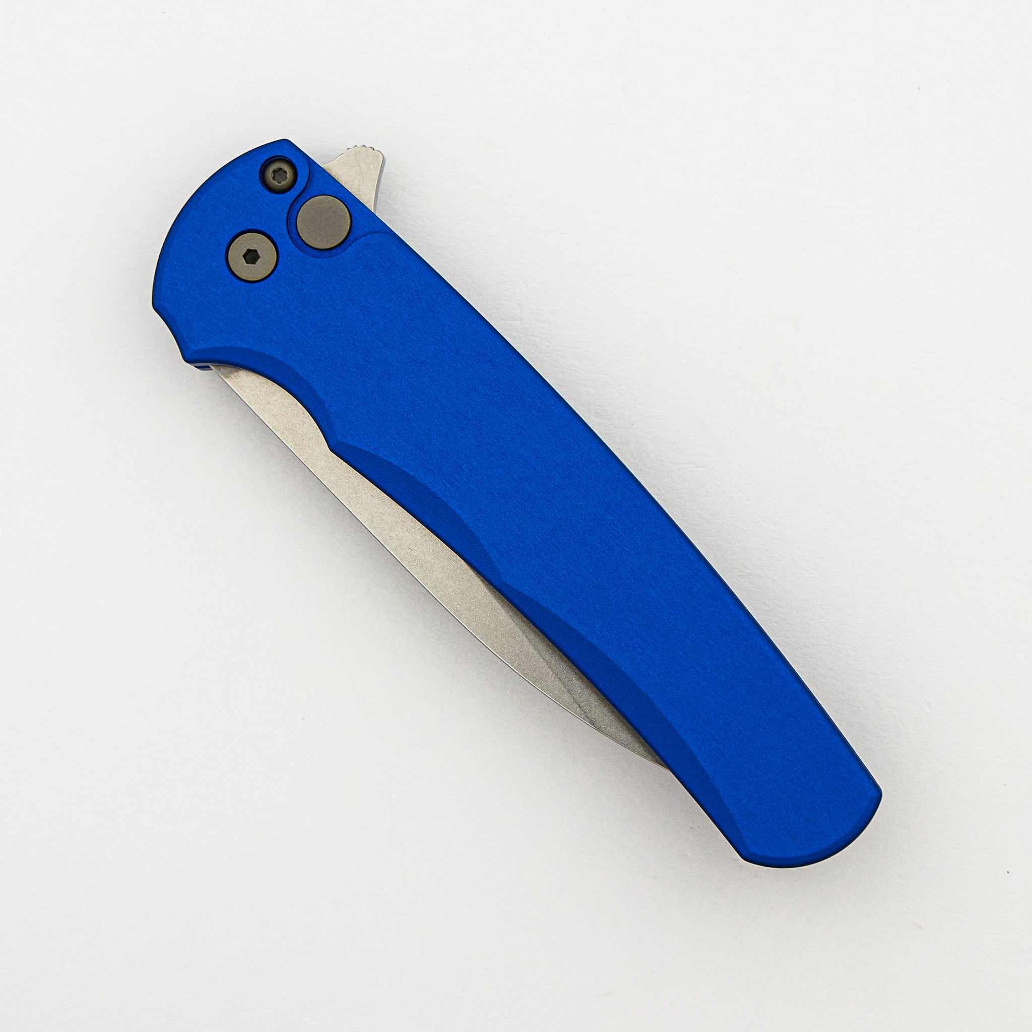 Malibu Flipper – 5301-BLUE - Solid Blue Aluminum Handle - Stonewash MagnaCut Wharncliffe Blade