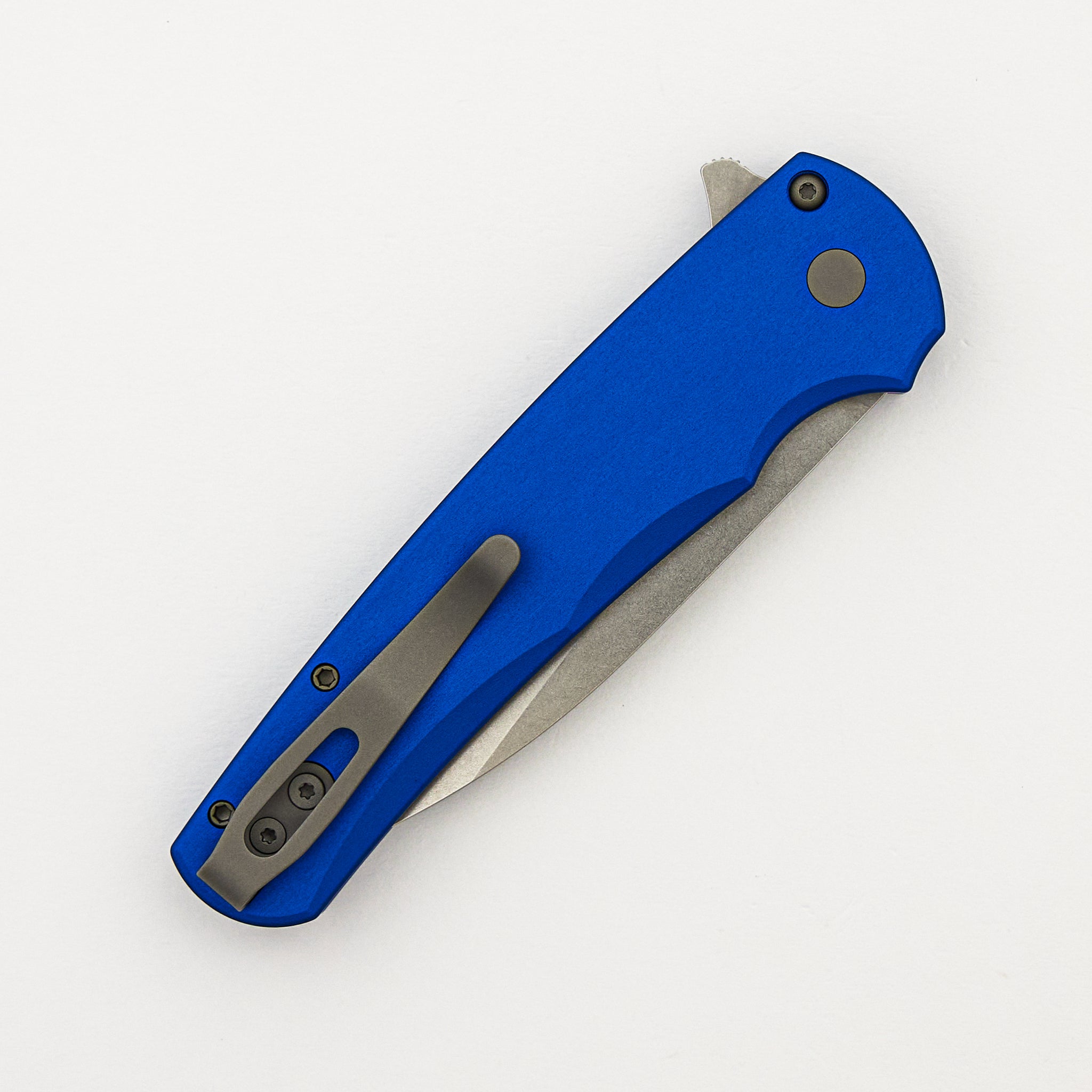 Malibu Flipper – 5301-BLUE - Solid Blue Aluminum Handle - Stonewash MagnaCut Wharncliffe Blade