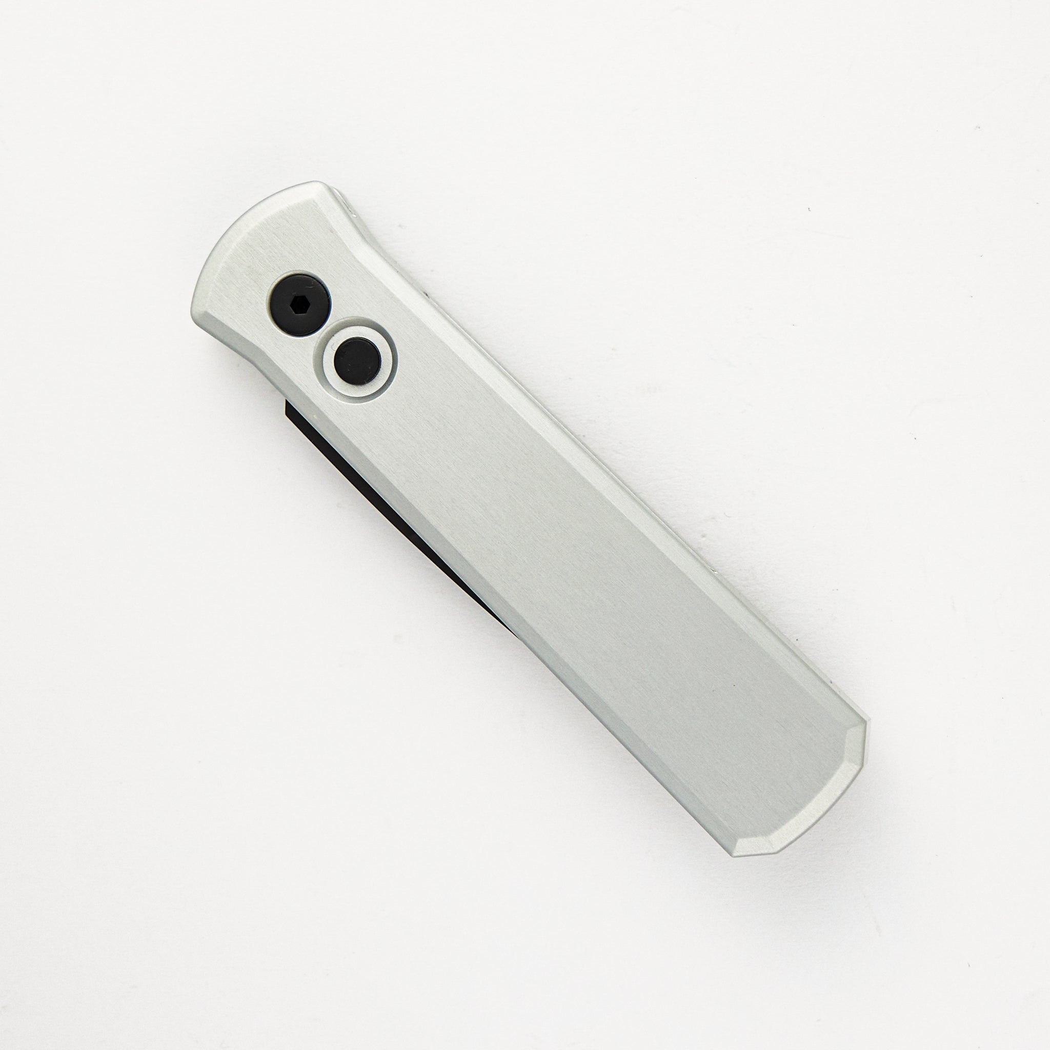 Godson – Solid Satin Silver Handle – DLC Black Blade & Hardware 721-SILVER