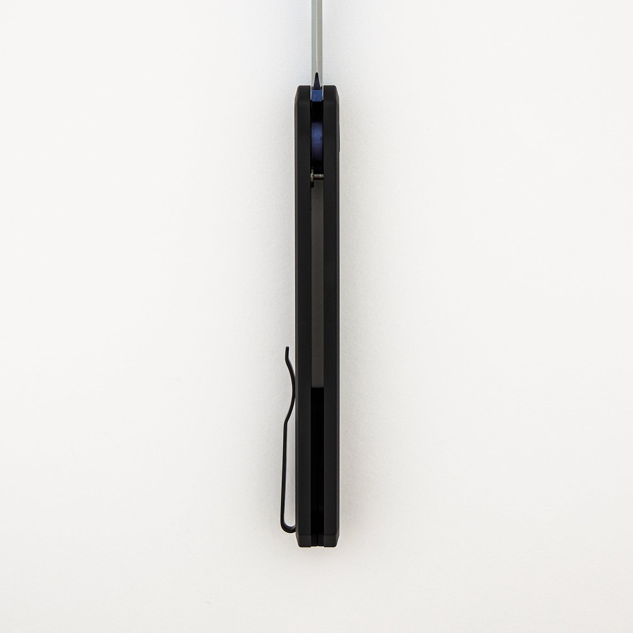 GODFATHER - 921 SB - Solid Black Handle - Sapphire Blue 154CM Blade