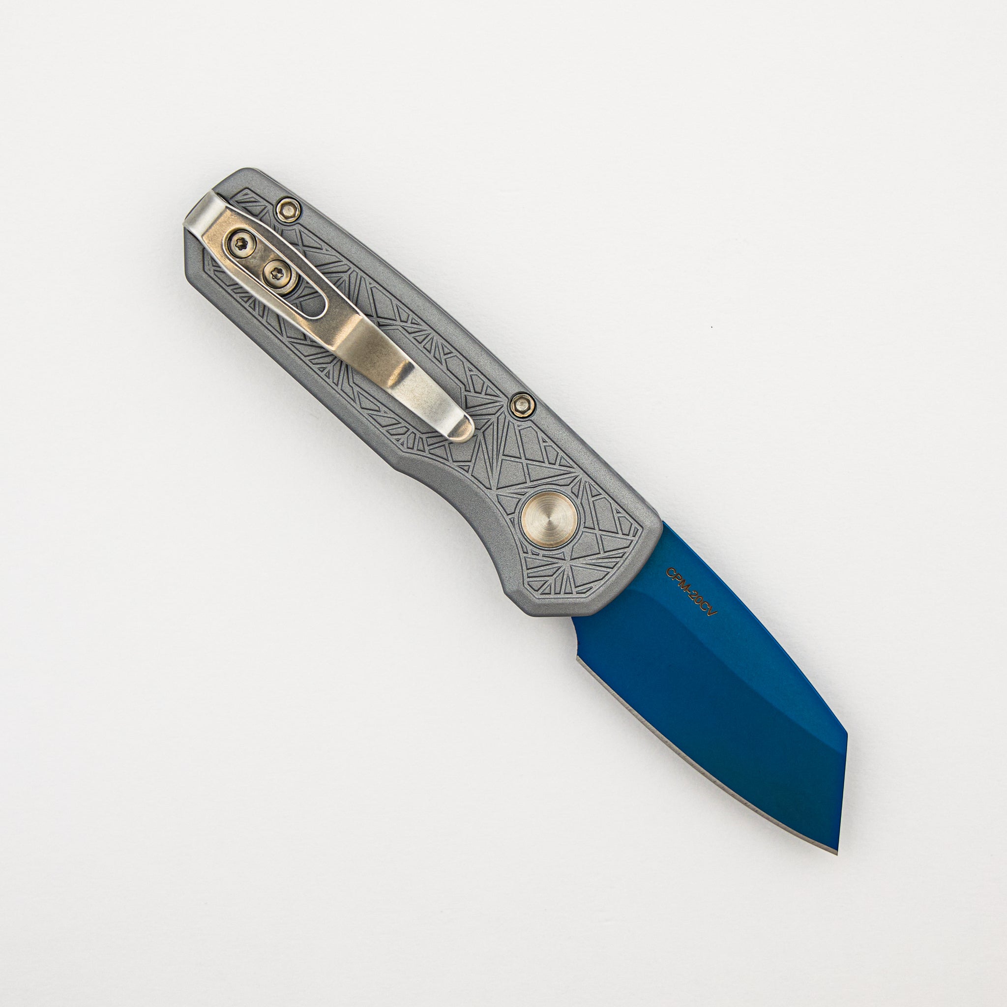 Runt 5 - CCKSF25.Runt.1 - "NEXUS" Grey Handle - Sapphire Blue 20-CV Reverse Tanto Blade