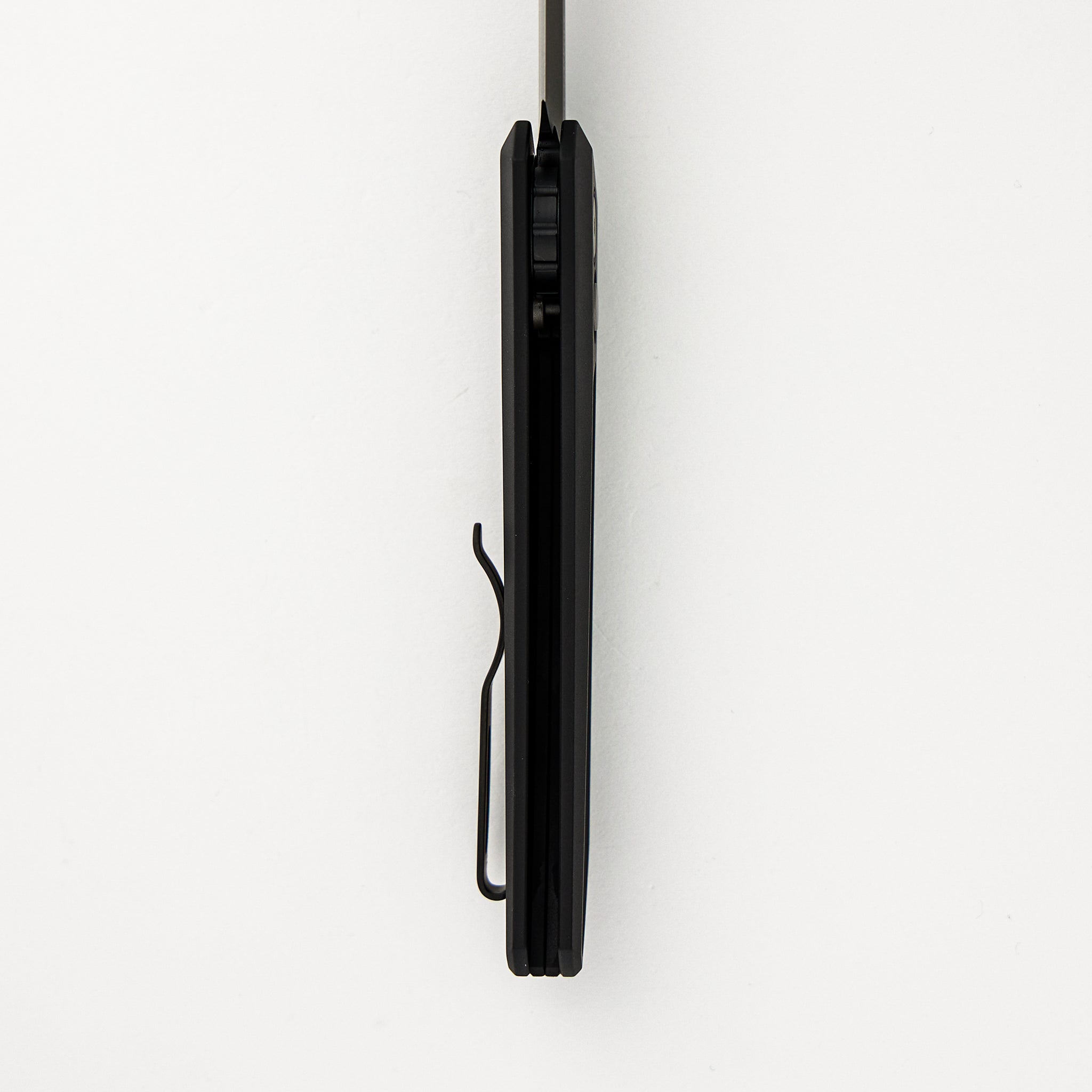 Oligarch - Black Aluminum Handle - DLC Black MagnaCut Blade DS103 (Sinkevich Design)