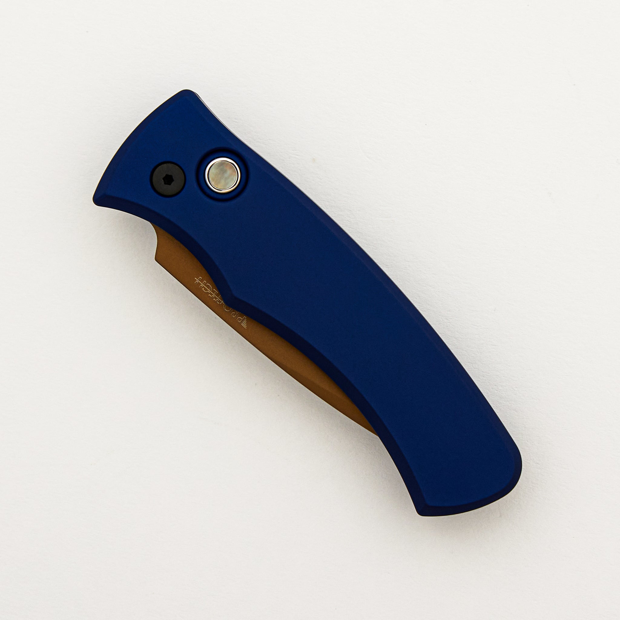 Duke 2 - DUKE2103-LTD HERITAGE - Navy Blue Anluminum Handle - FDE PVD MagnaCut Blade - Black Lip Pearl Button