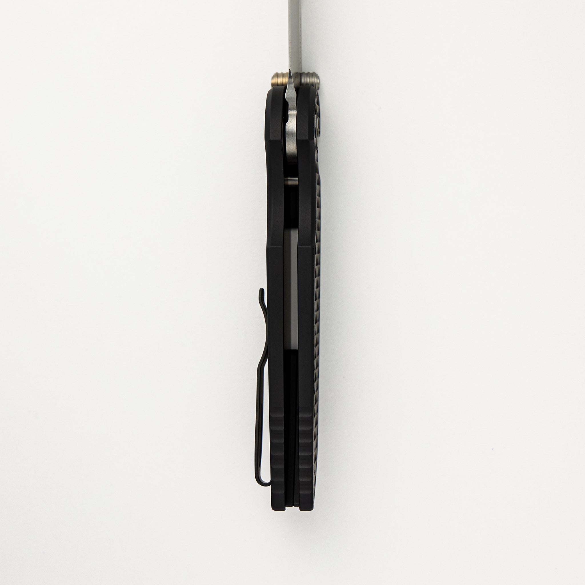 TR-3 Integrity - "Relic" Textured Black Aluminum Handle - S35VN Blade - INT105