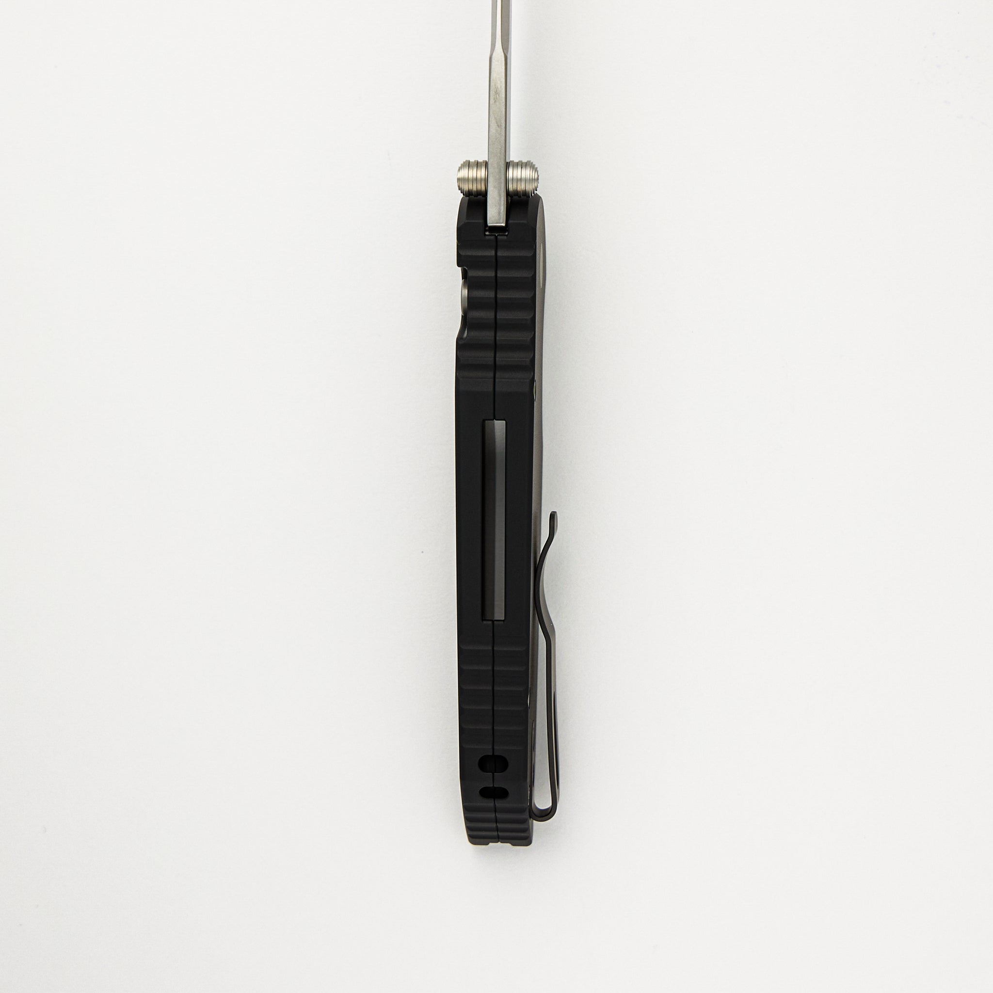 TR-3 Integrity - Black Aluminum Handle - S35VN Blade - INT101