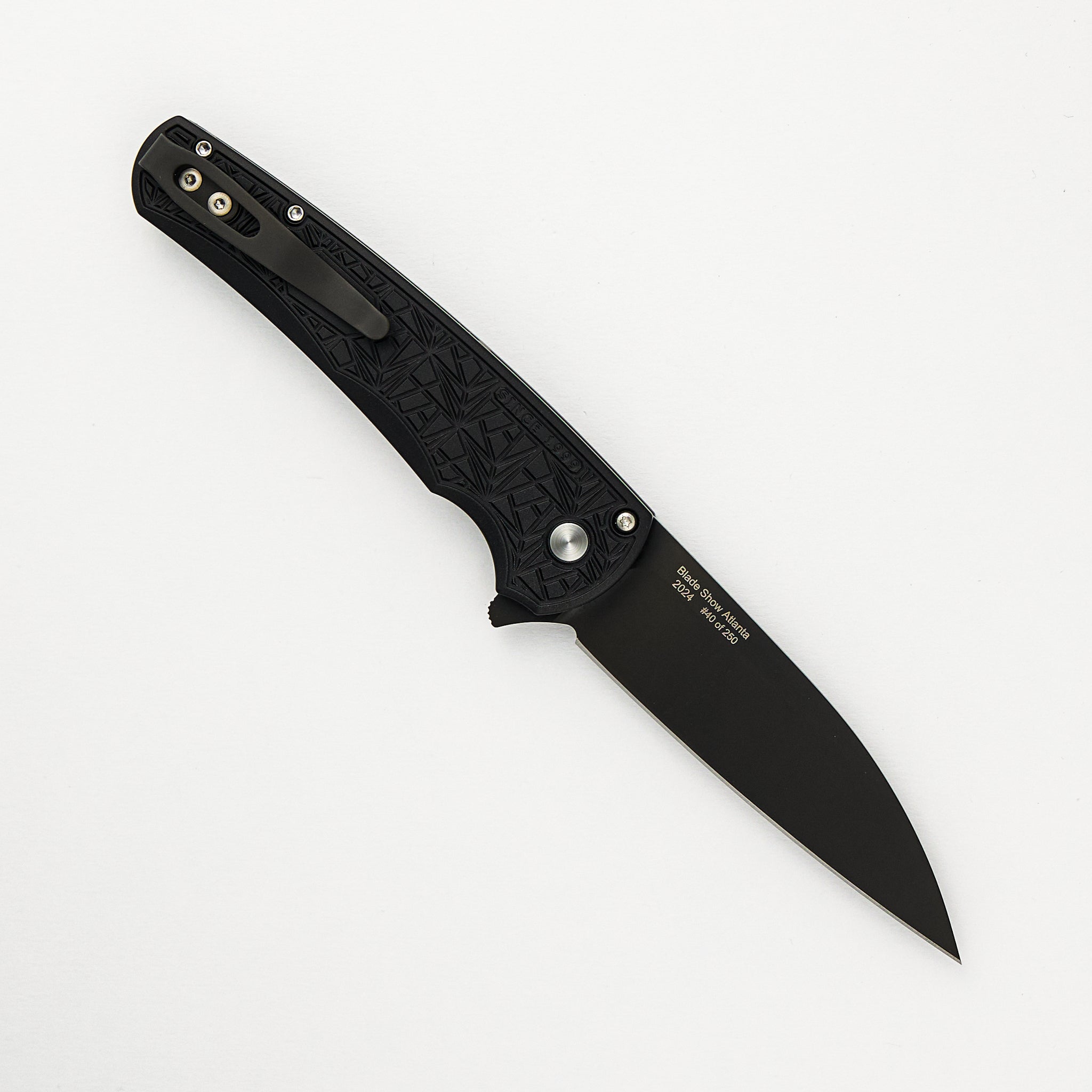 Malibu Flipper - Blade Show ATL 2024 - Black Handle W/ Nexus/Since 1999 Texture, MOP Button, DLC MagnaCut Wharncliffe Blade