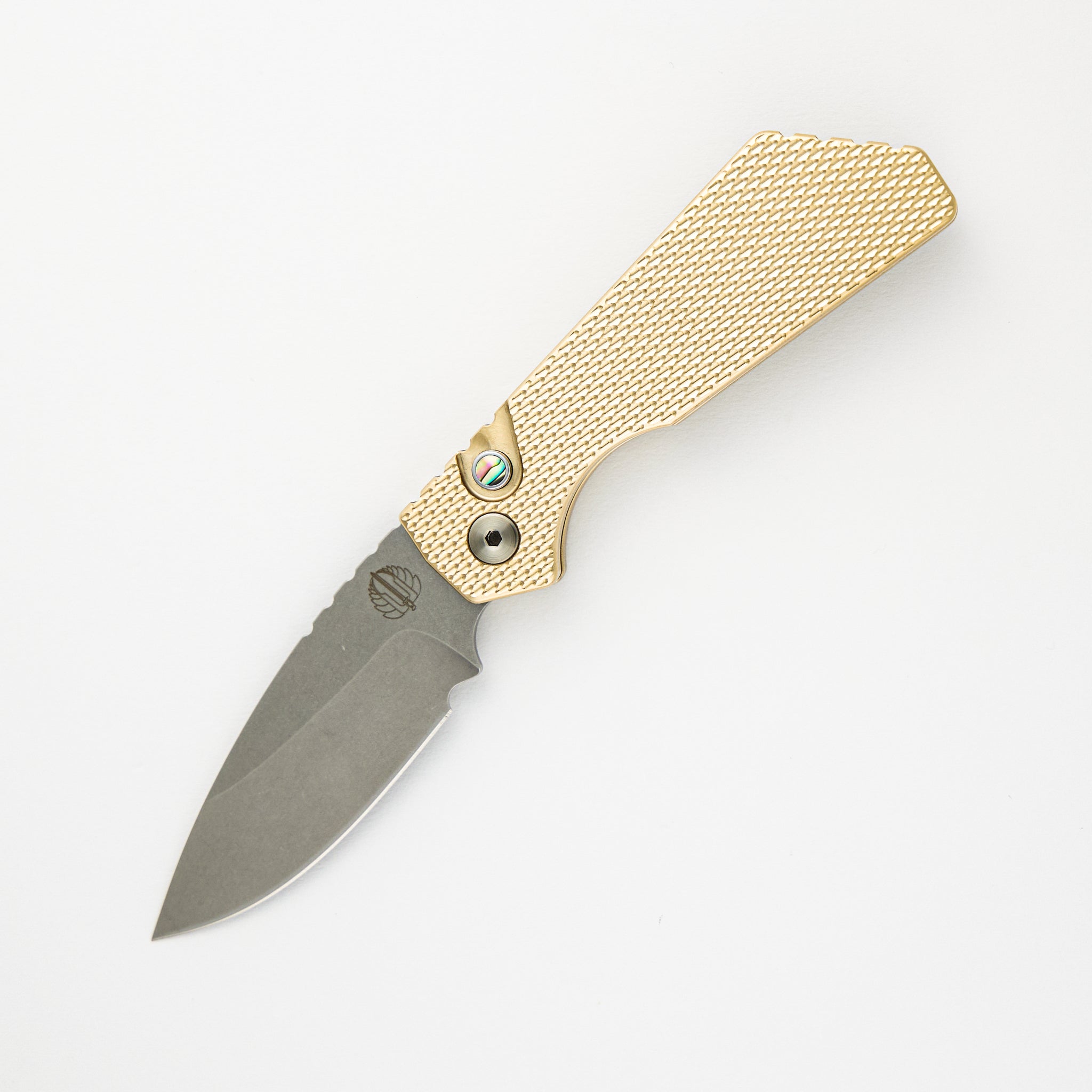 Pro-Tech Knives Strider PT Auto – Textured AL Bronze Handle Stonewash Magnacut Blade Abalone Button PT234