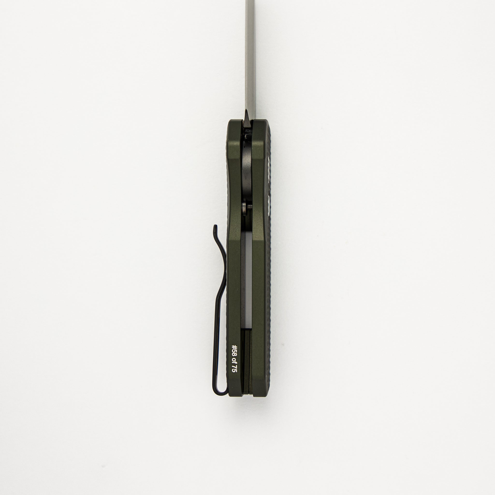Runt 5 – 2024.BLADEWEST.02 - Green Textured Handle - Smokey Gret DLC MagnaCut Reverse Tanto Blade