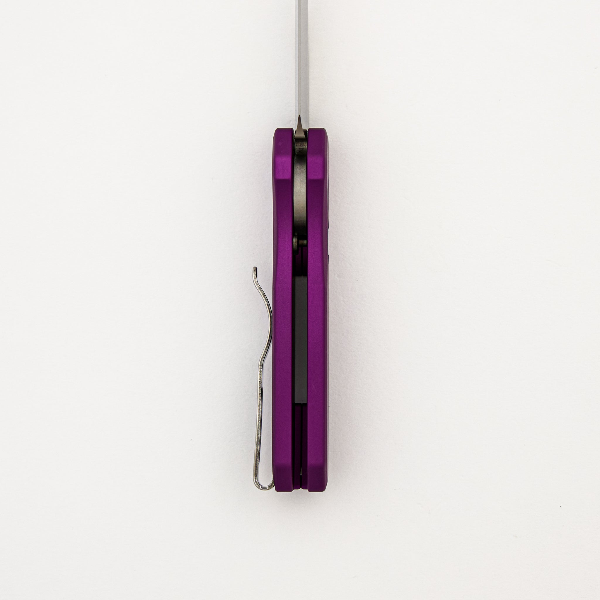Runt 5 - R5300-LTD PURPLE - Smooth Purple Handle - Machine Satin MagnaCut Wharncliffe Blade - White Pearl Button