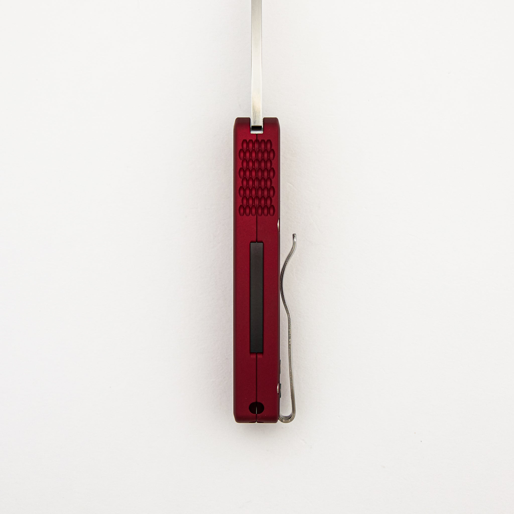 Runt 5 - R5300-LTD Red - Smooth Red Handle - Machine Satin MagnaCut Wharncliffe Blade - Pearl Button