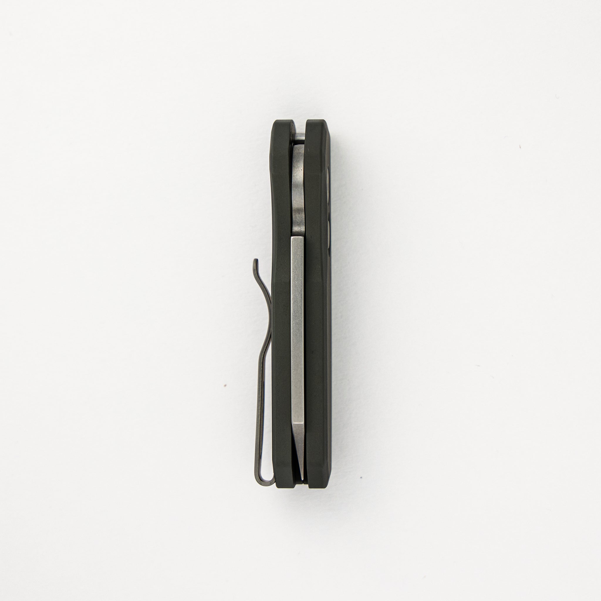 Runt 5 - Green Aluminum Handle - Stonewash Magnacut Reverse Tanto Blade - R5401-GREEN