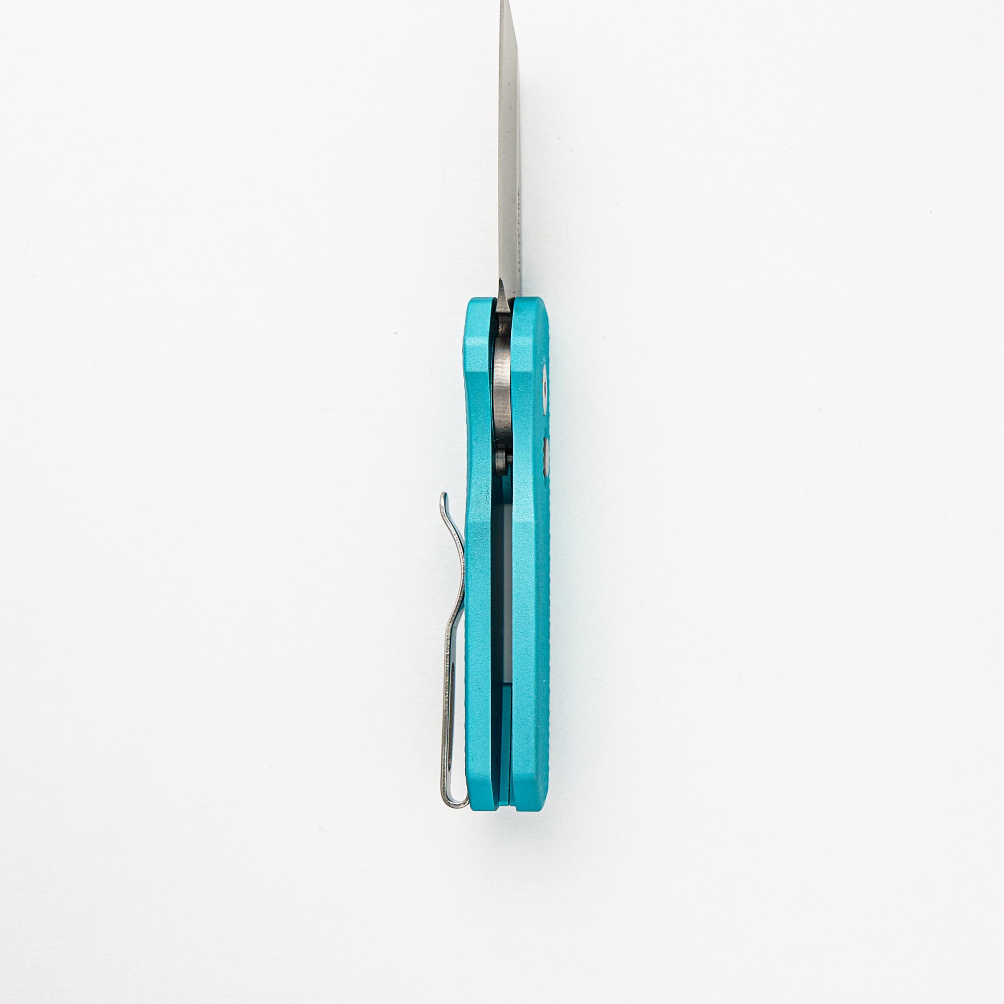 Runt 5 R5405-T.BLUE - Tiff. Blue Textured Handle, Stonewash MagnaCut Reverse Tanto Blade