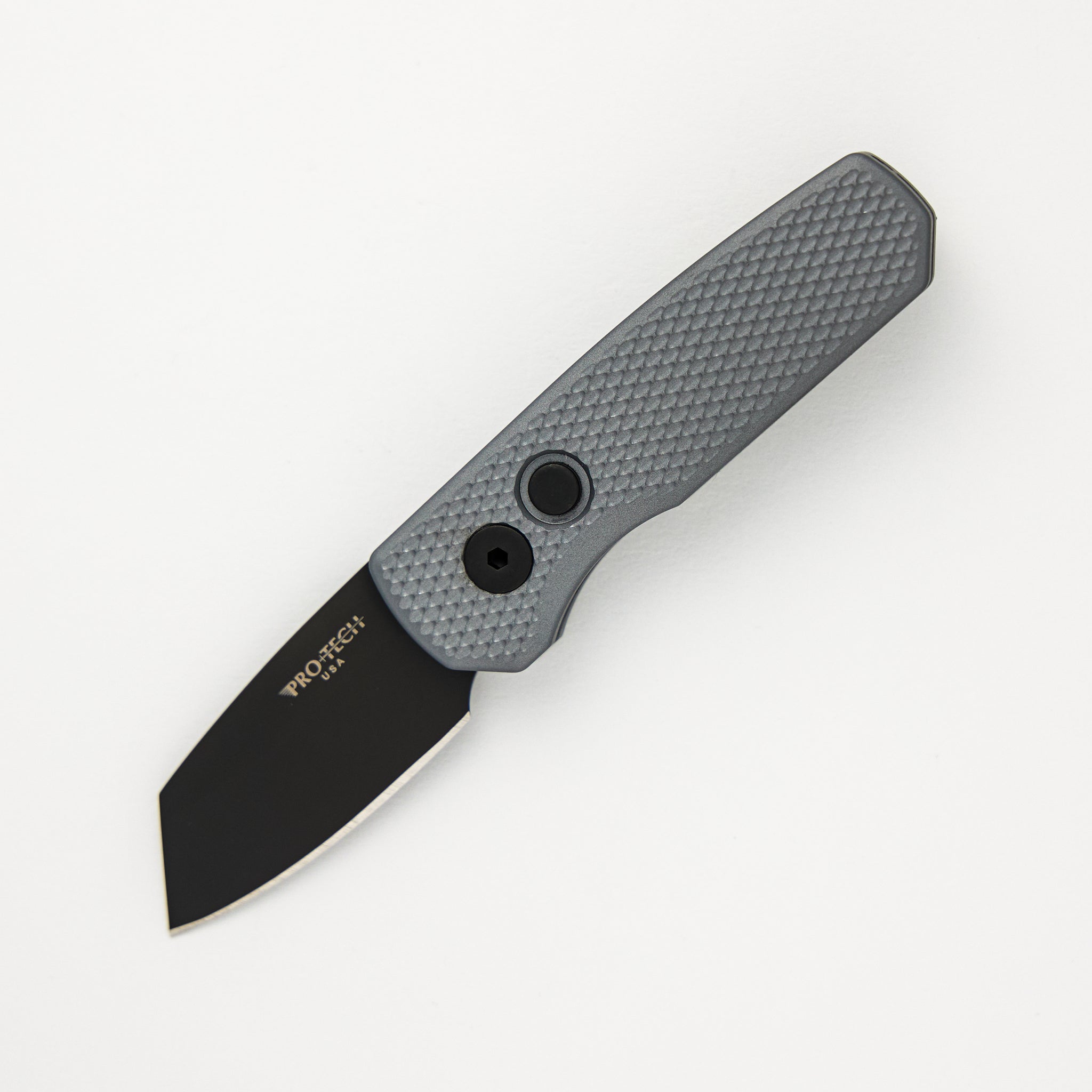 Runt 5 – Textured Grey Aluminum Handle – DLC Black Magnacut Reverse Tanto Blade – R5406-GREY