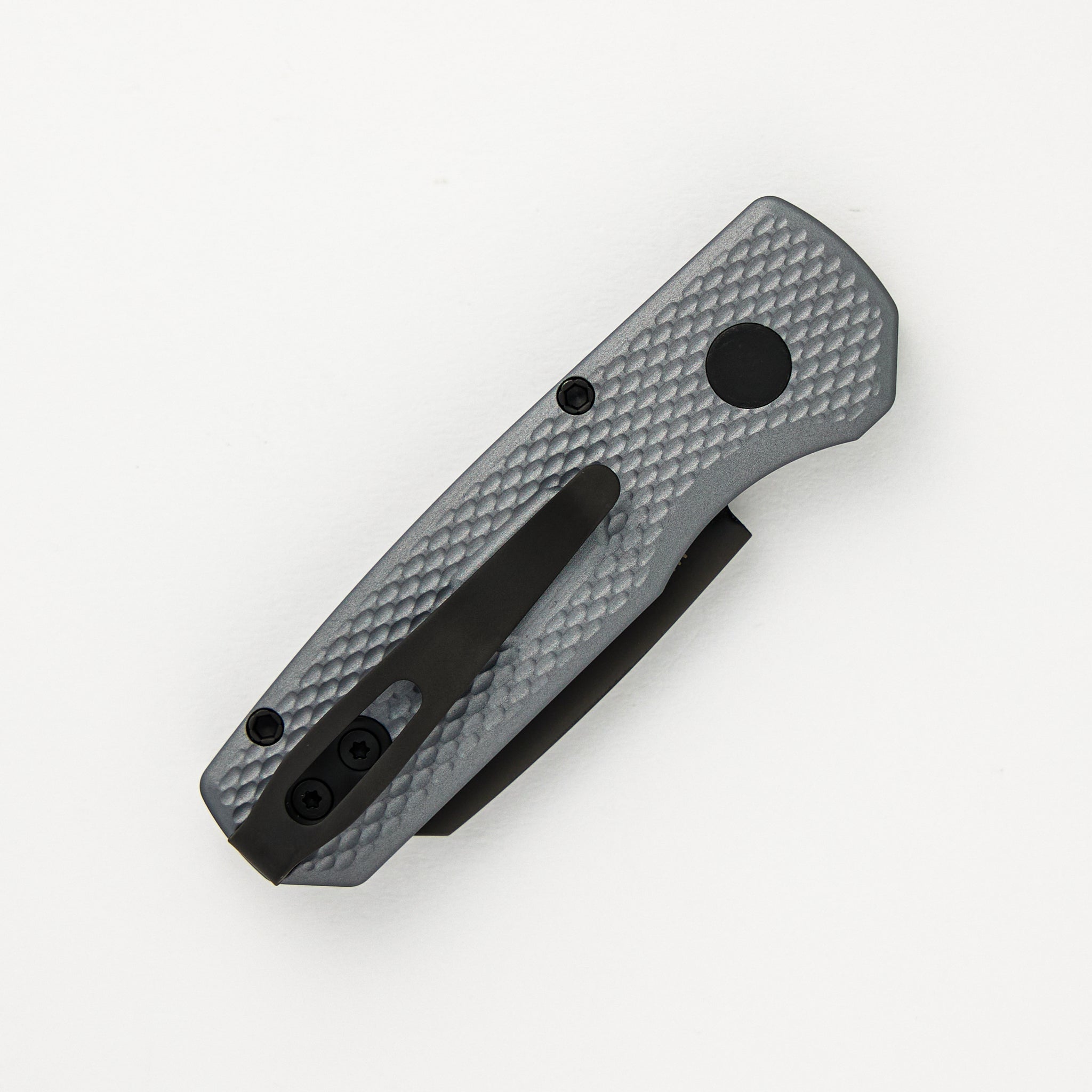 Runt 5 – Textured Grey Aluminum Handle – DLC Black Magnacut Reverse Tanto Blade – R5406-GREY