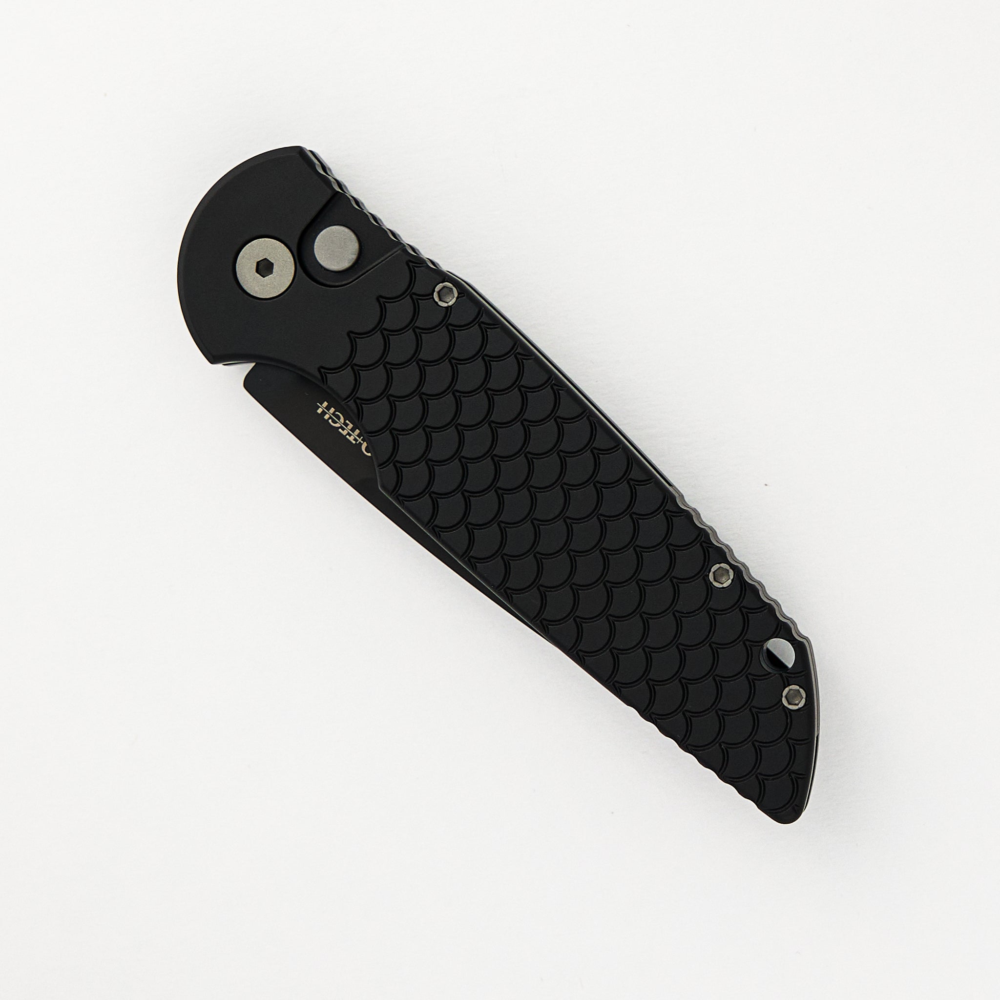 Tactical Response 3 – Black “Fish Scale” Aluminum Handle – Black Magnacut Blade TR-3 X1 MC