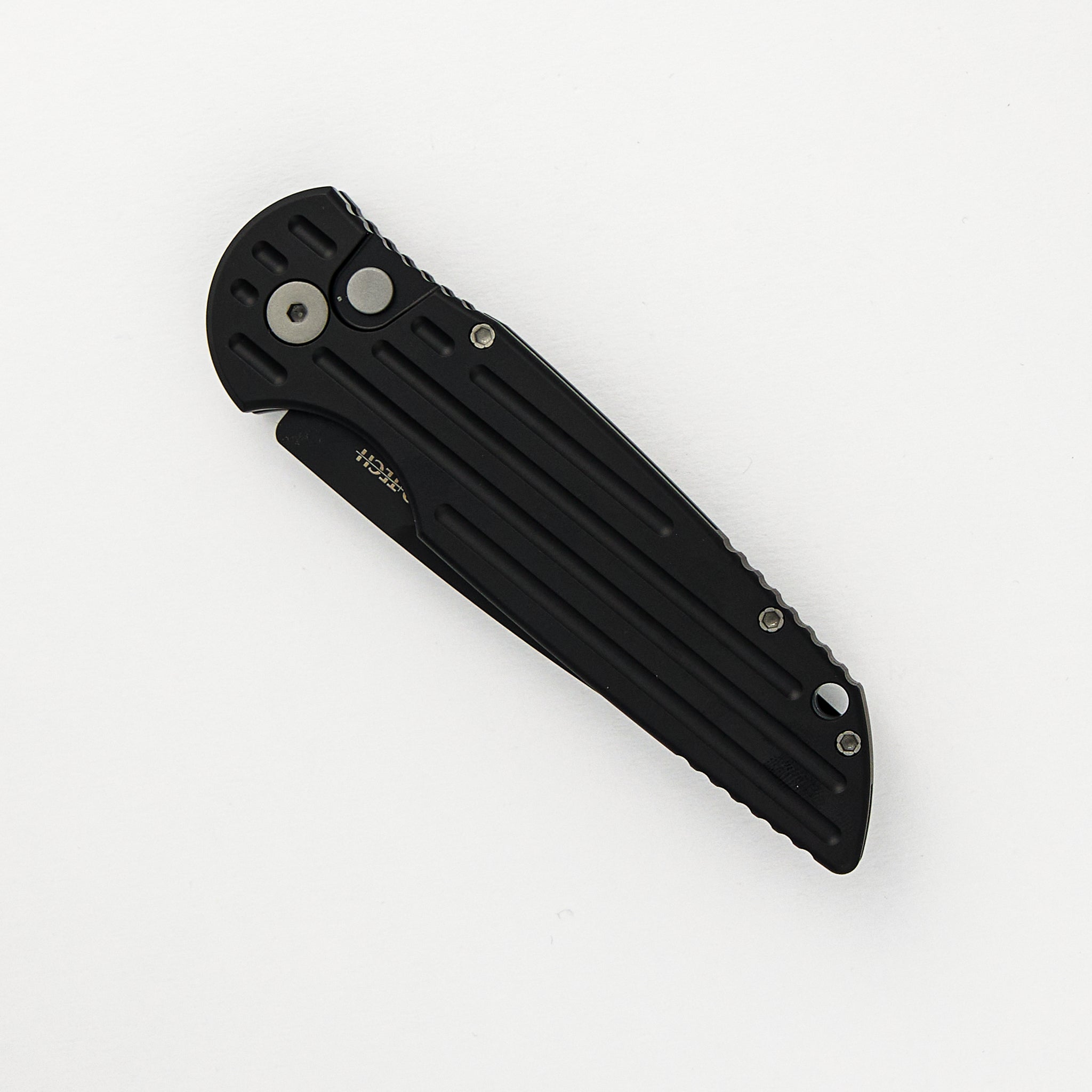 TR-3 BT MC Tactical Response 3 - Black Handle W/ Grooves, DLC MagnaCut Blade